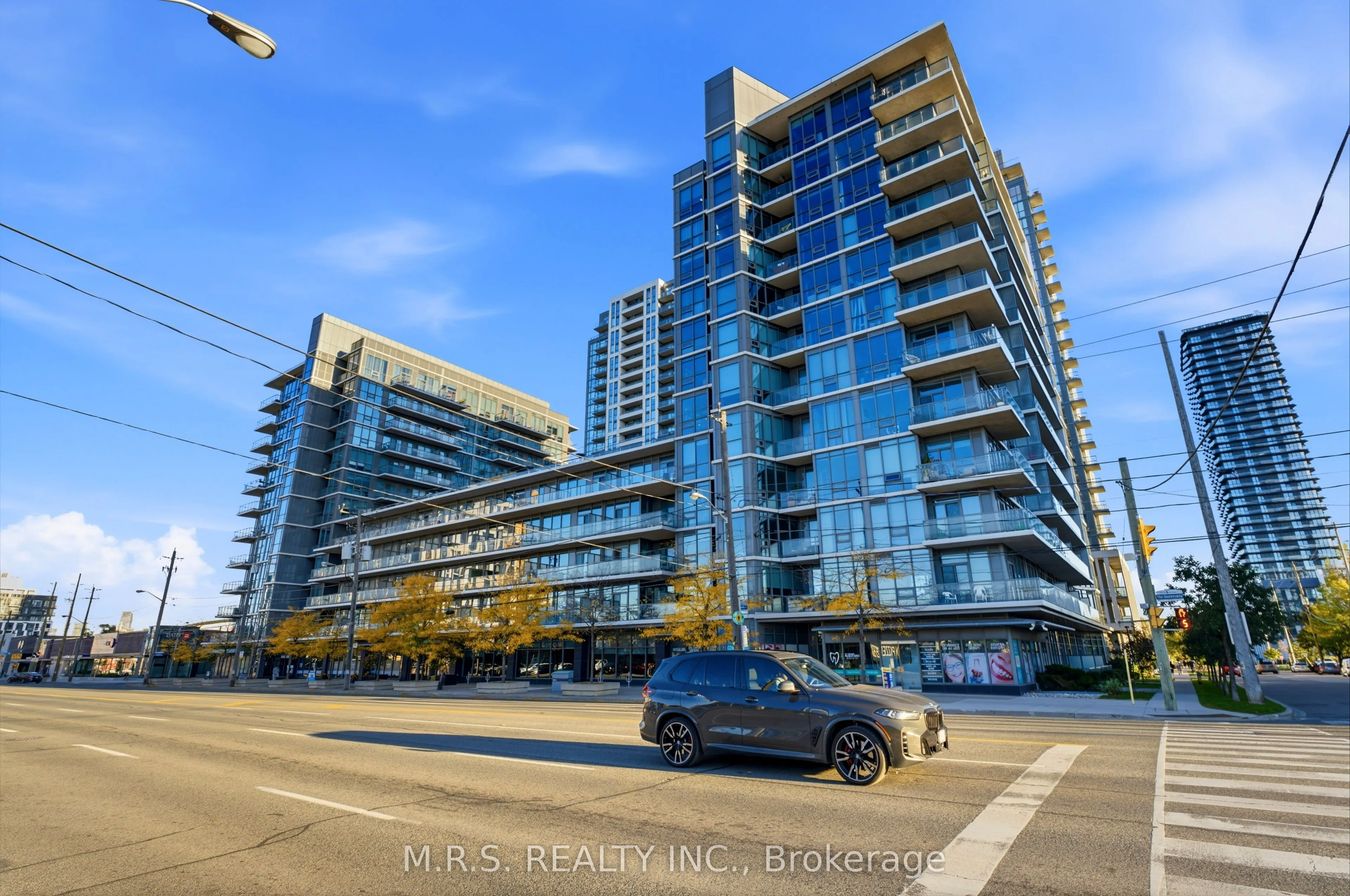 1185 The Queensway Avenue #607