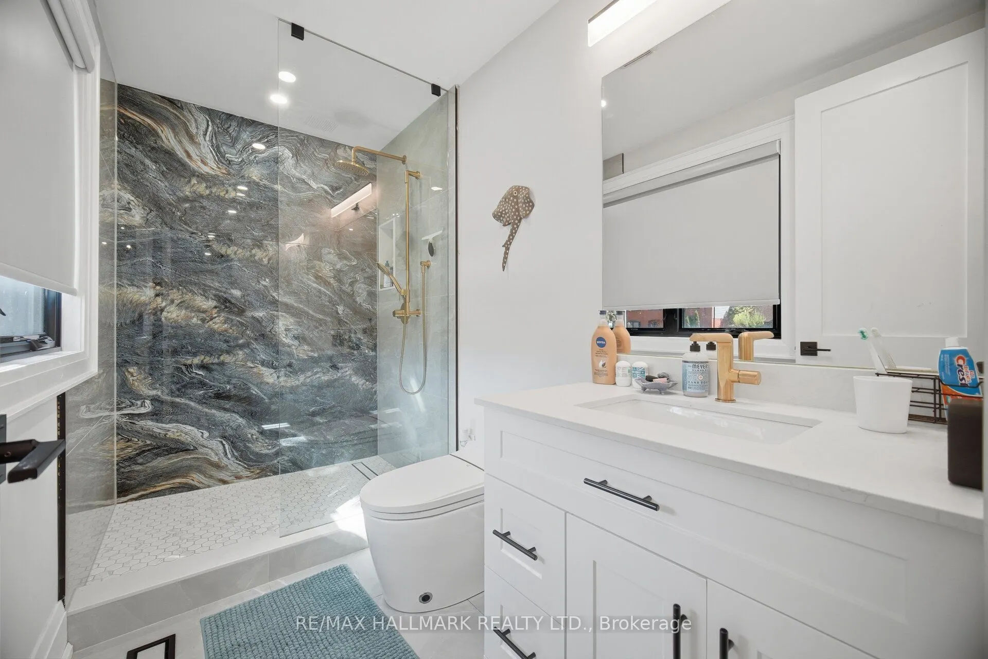 407 Bronte Road