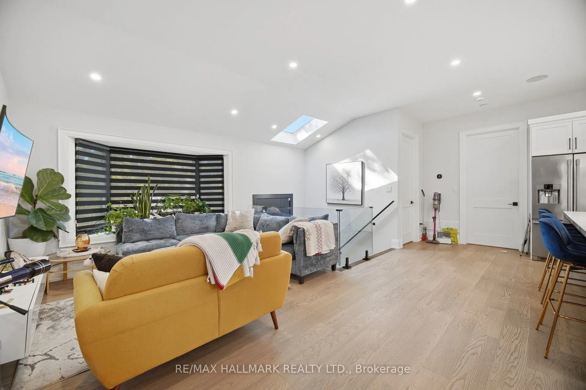 407 Bronte Road
