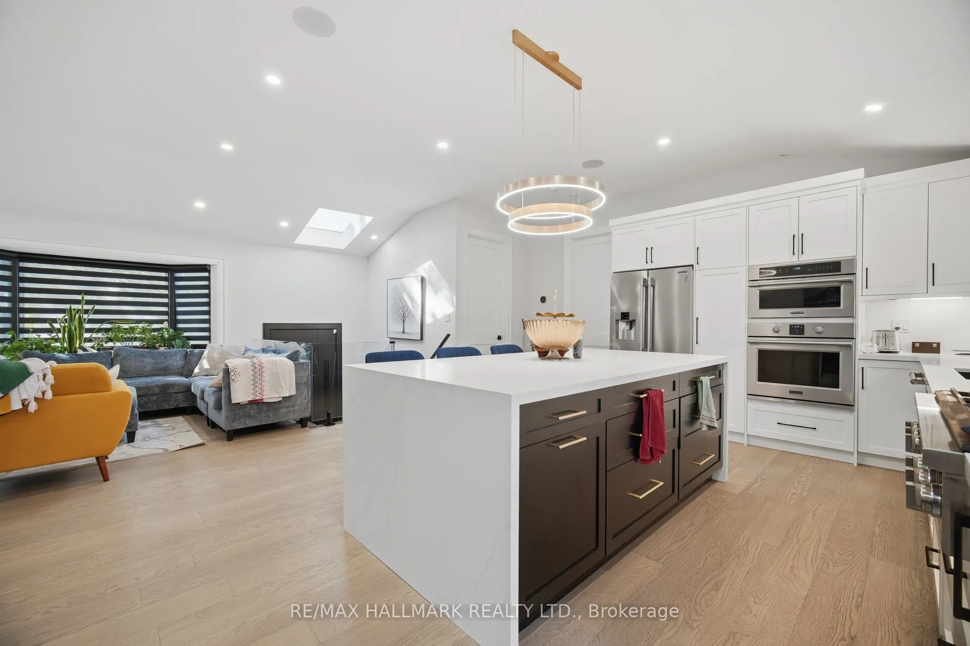 407 Bronte Road