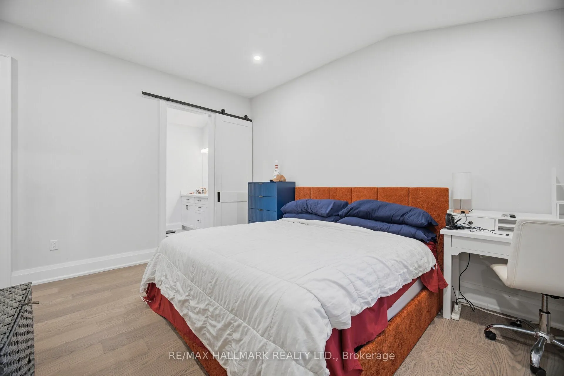 407 Bronte Road