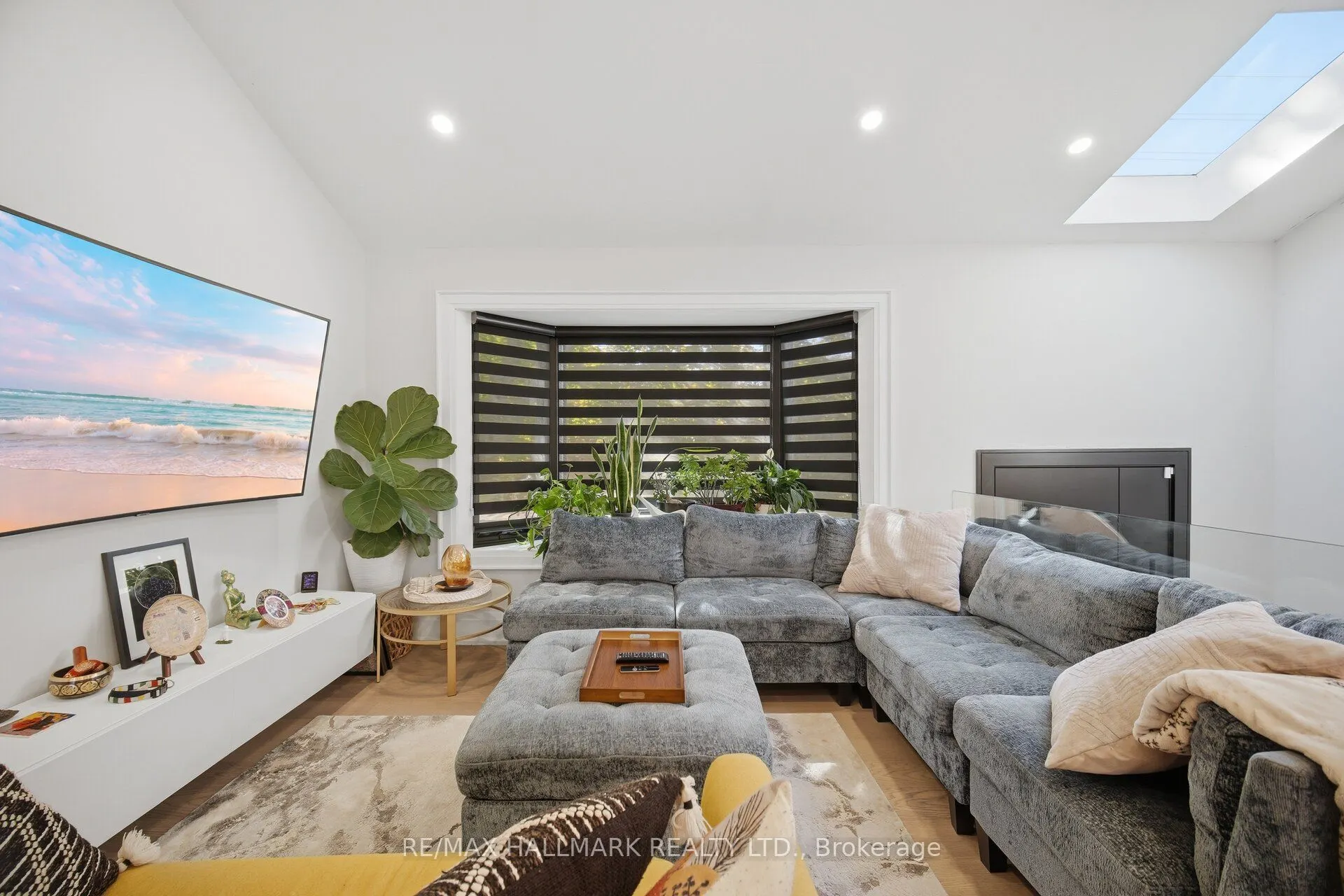 407 Bronte Road