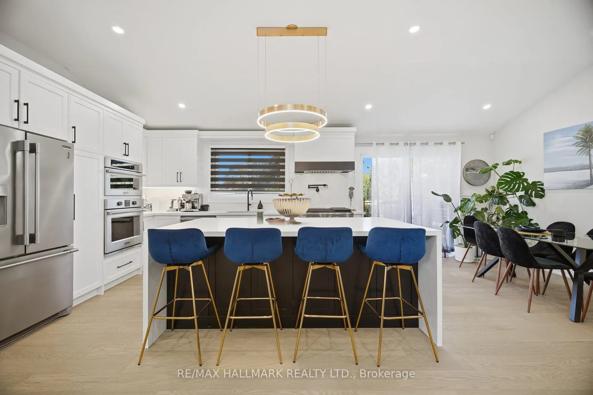 407 Bronte Road