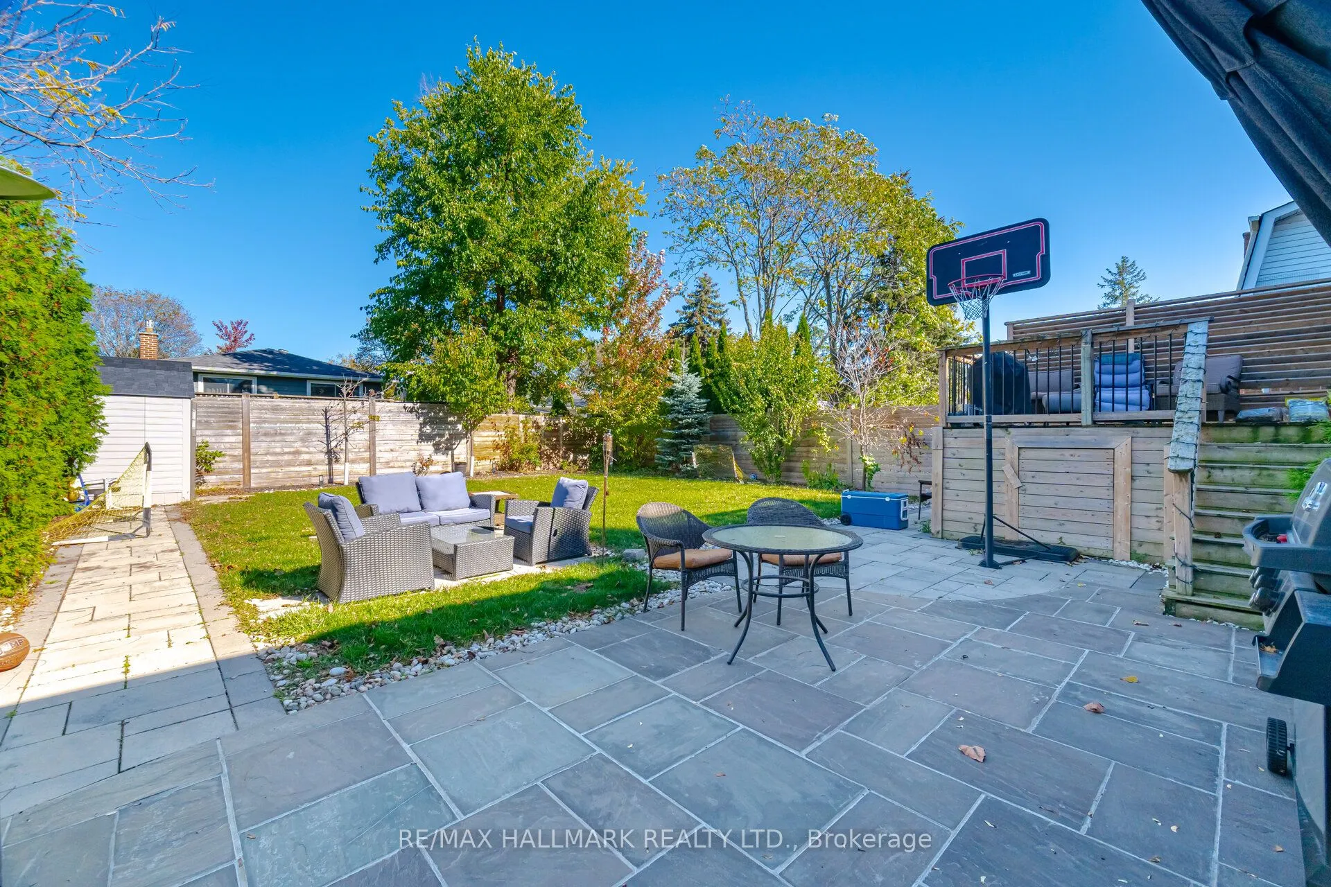 407 Bronte Road