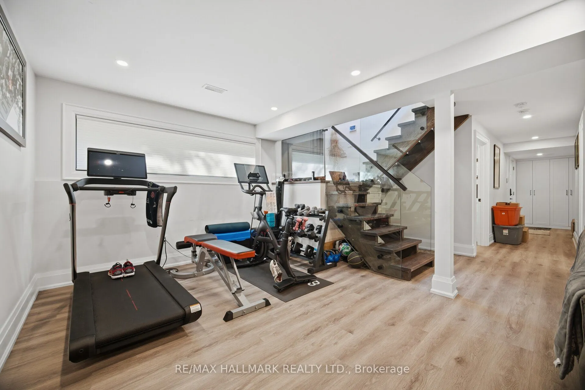 407 Bronte Road