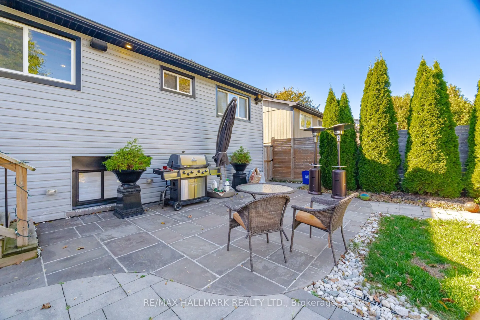 407 Bronte Road