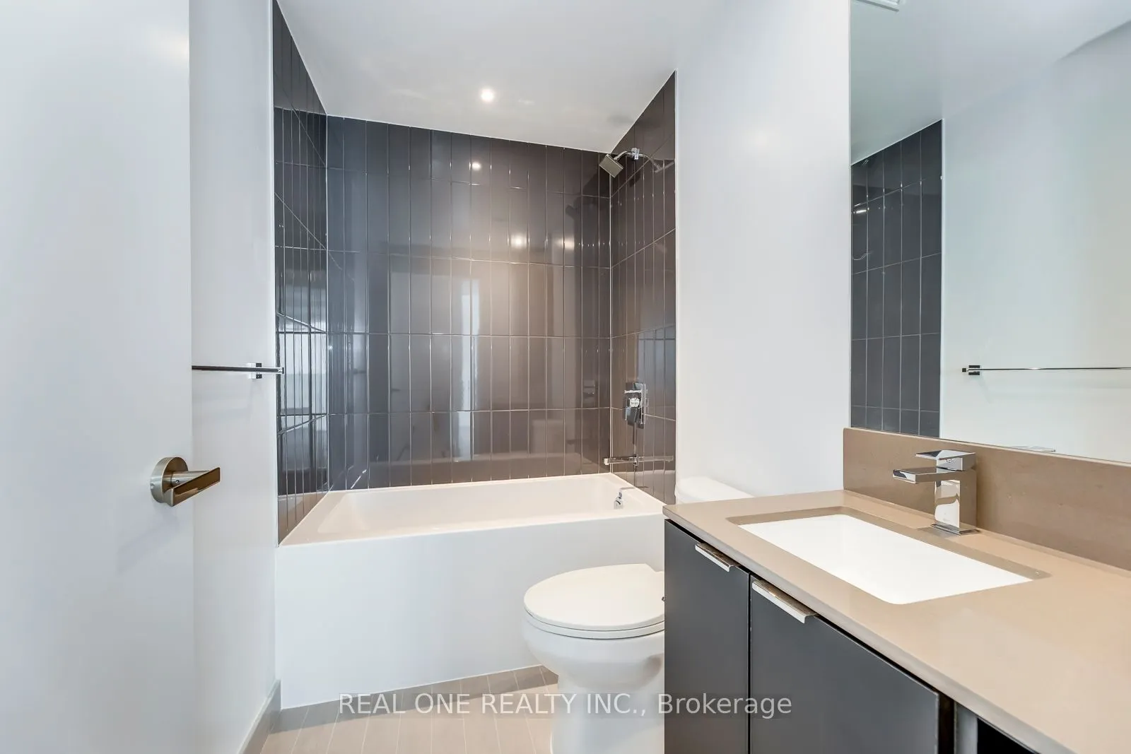 3883 Quartz Road #3810