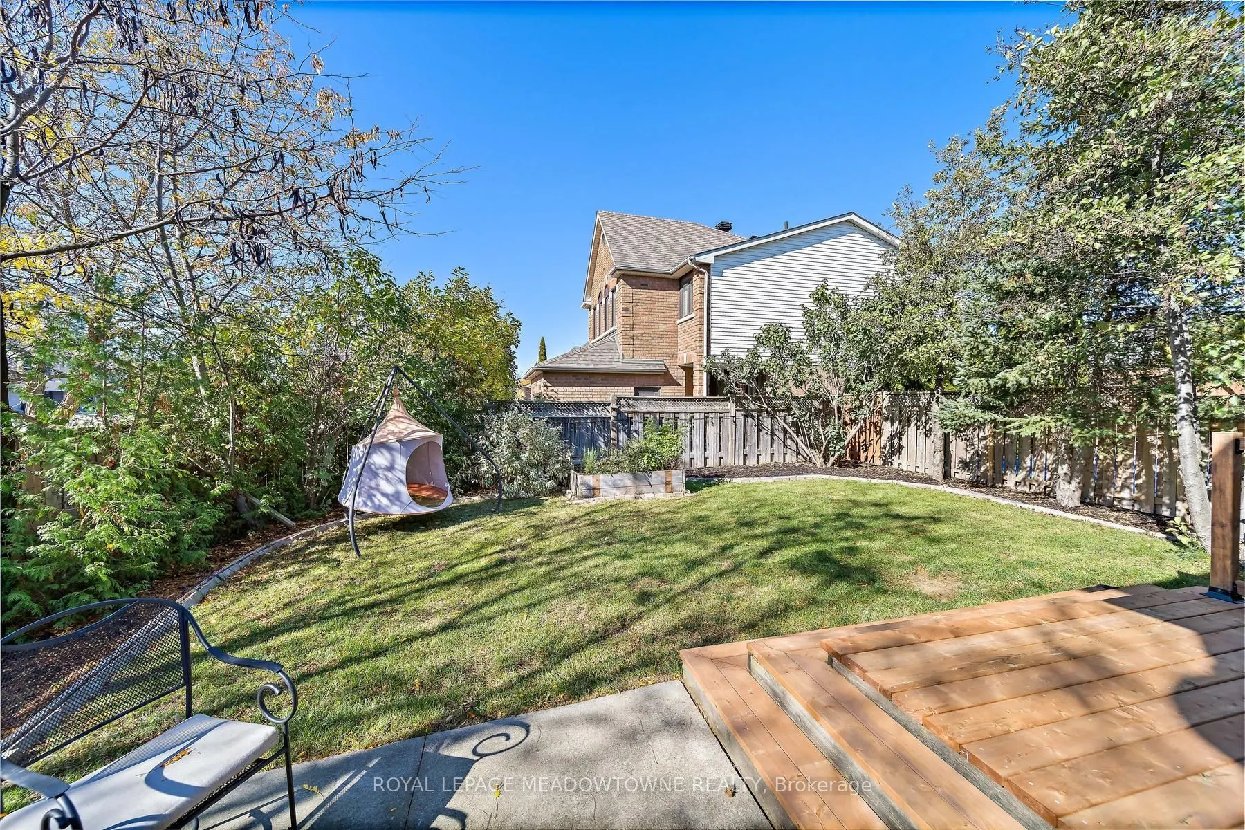 82 Eaton Street