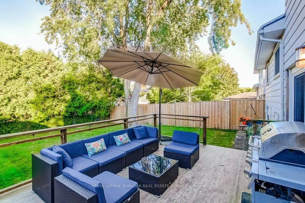 1485 Newlands Crescent