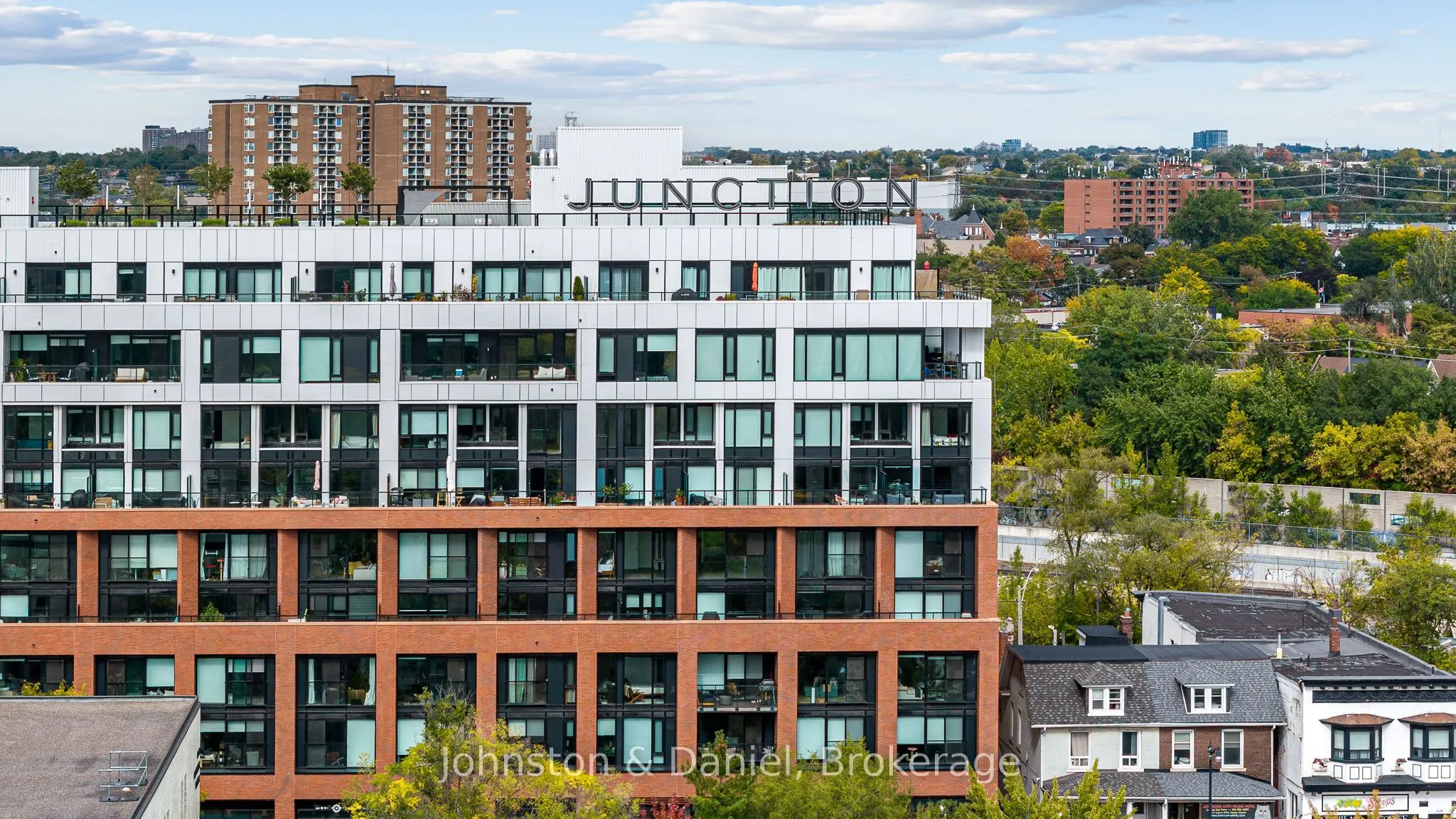 2720 Dundas Street W #618
