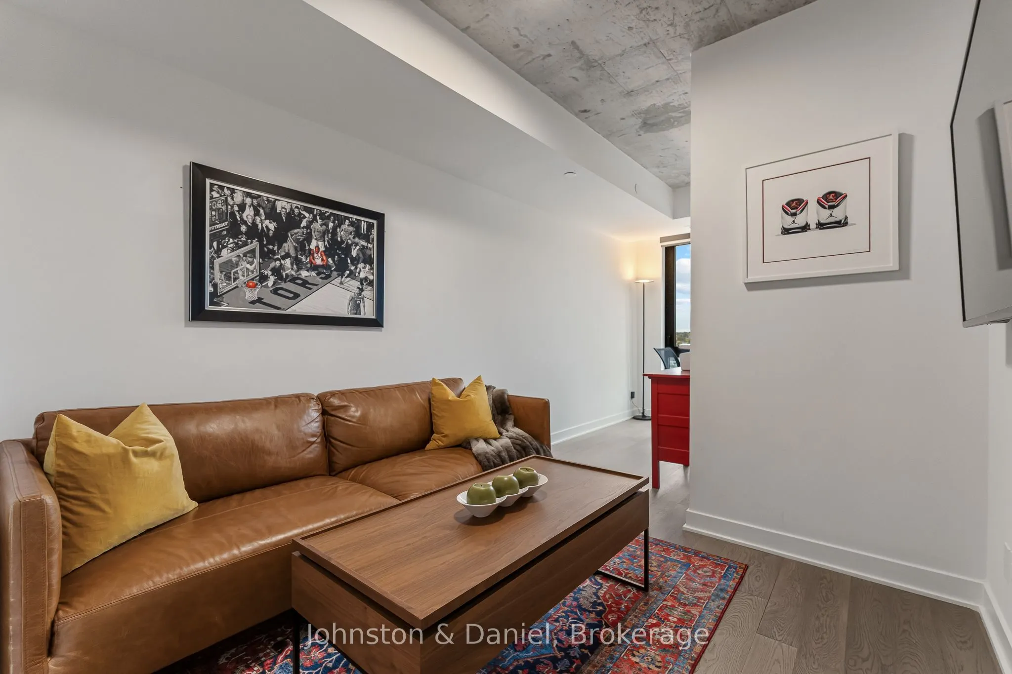 2720 Dundas Street W #618