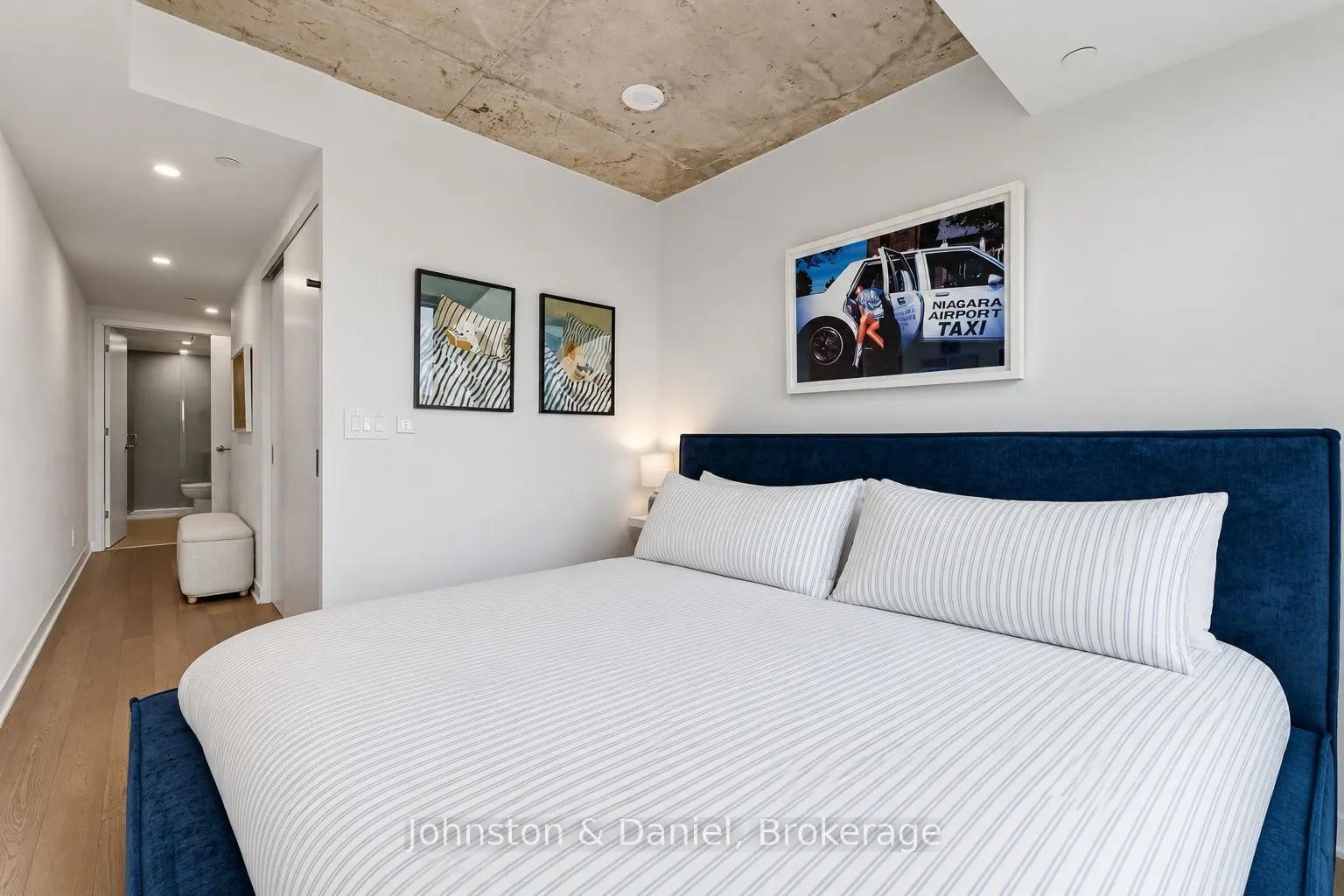 2720 Dundas Street W #618