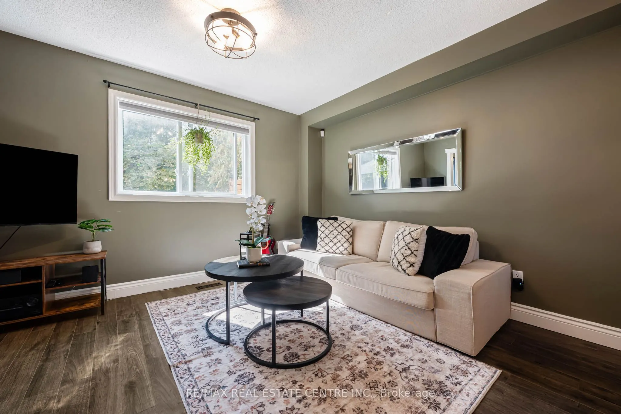 128 Elaine Drive