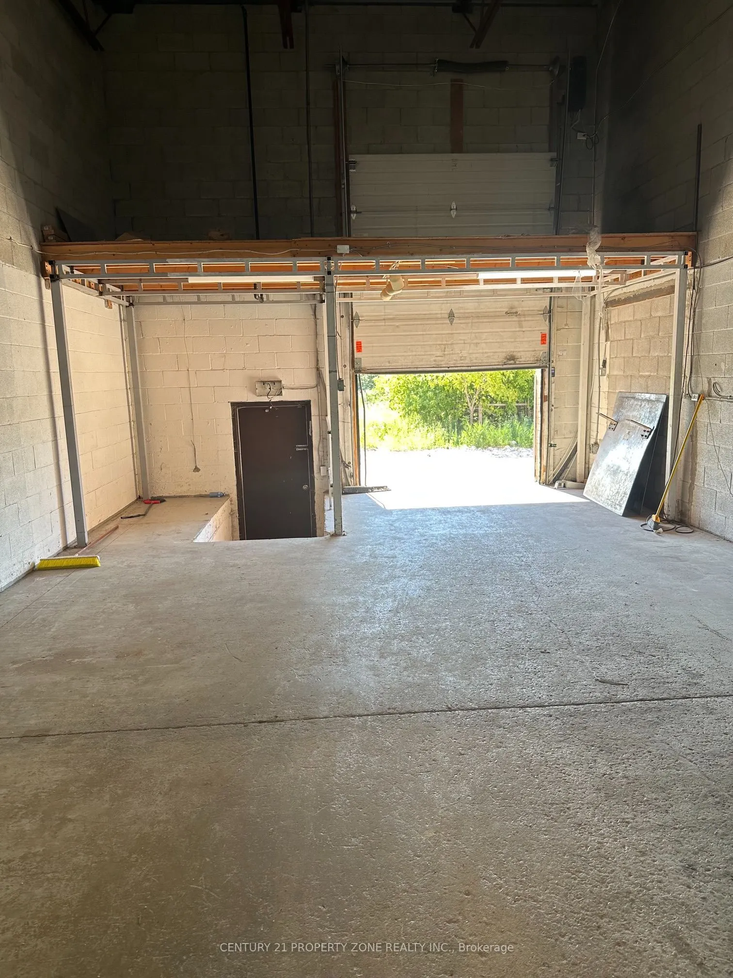 173 ADVANCE Boulevard #43