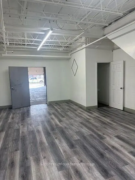 86 Guided Court #107