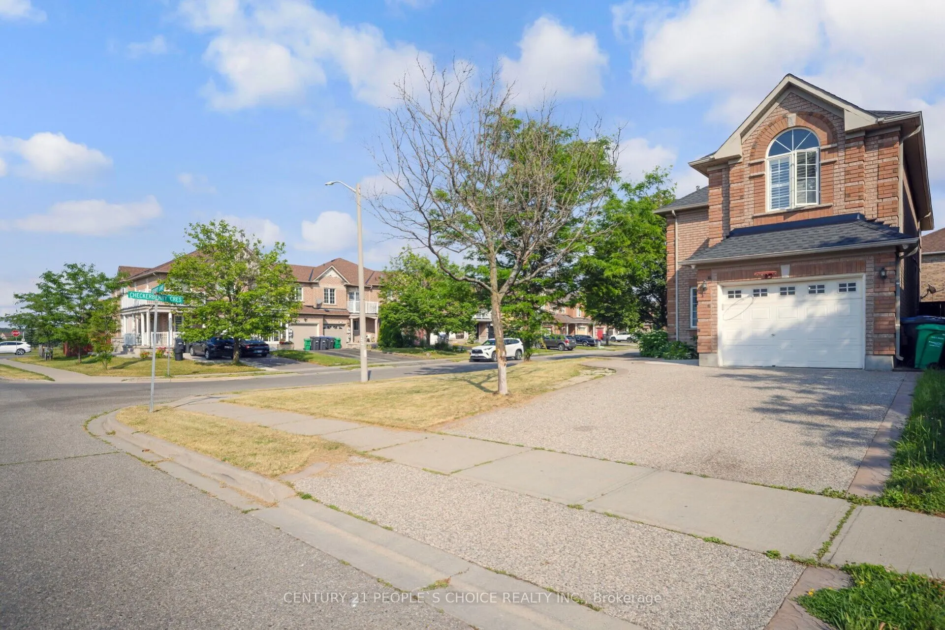 2 Checkerberry Crescent