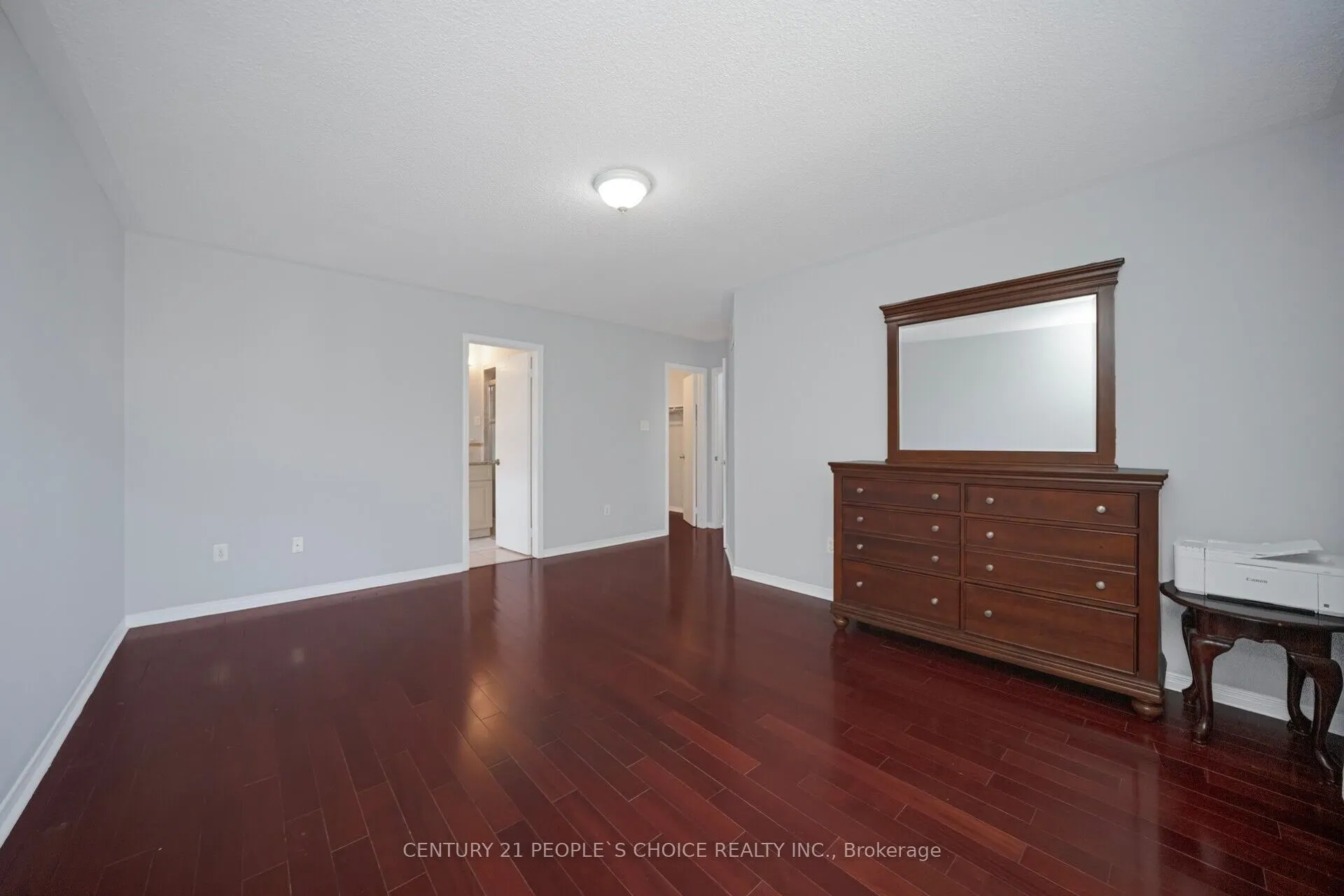 2 Checkerberry Crescent