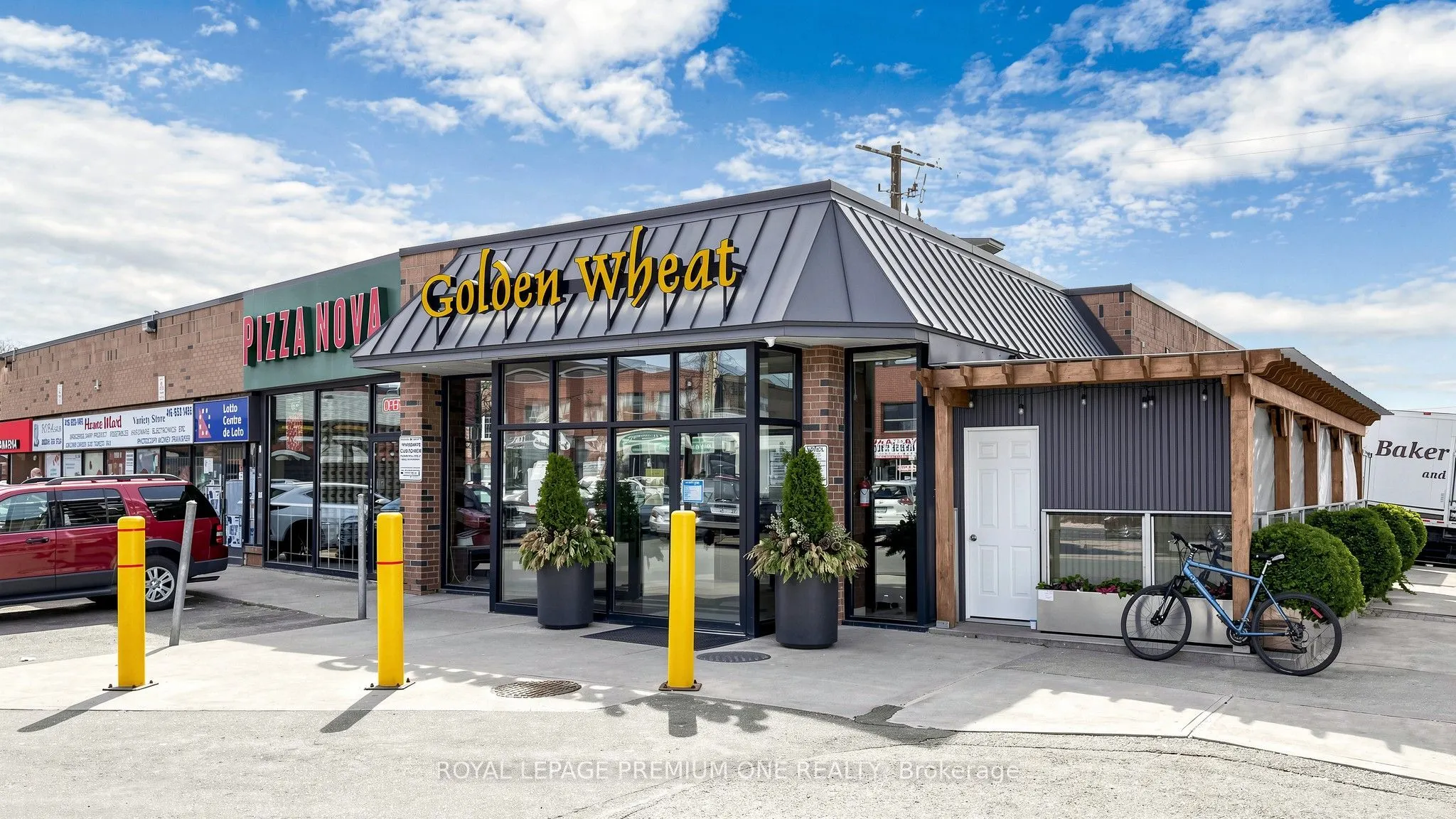 1600 Keele Street #824