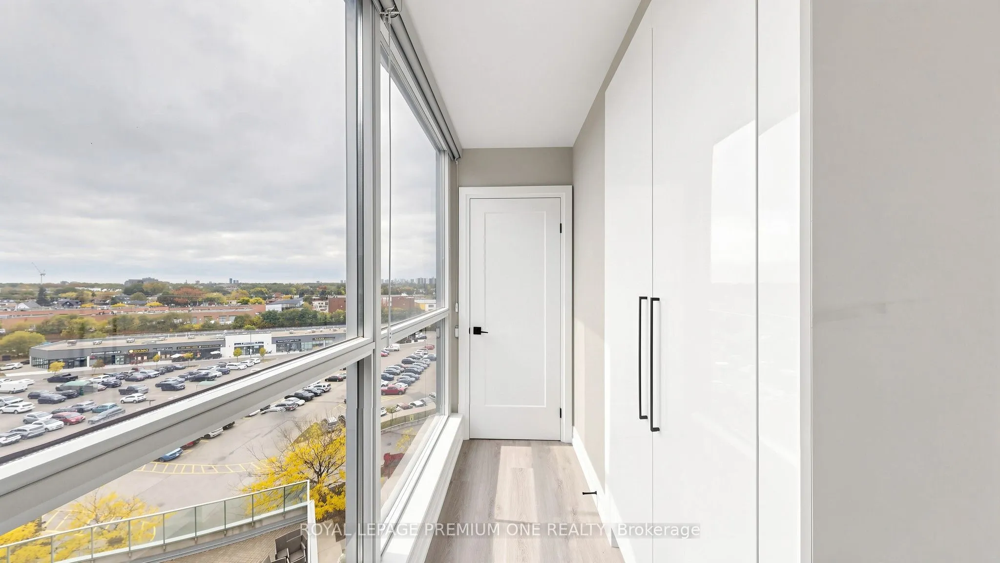 1600 Keele Street #824