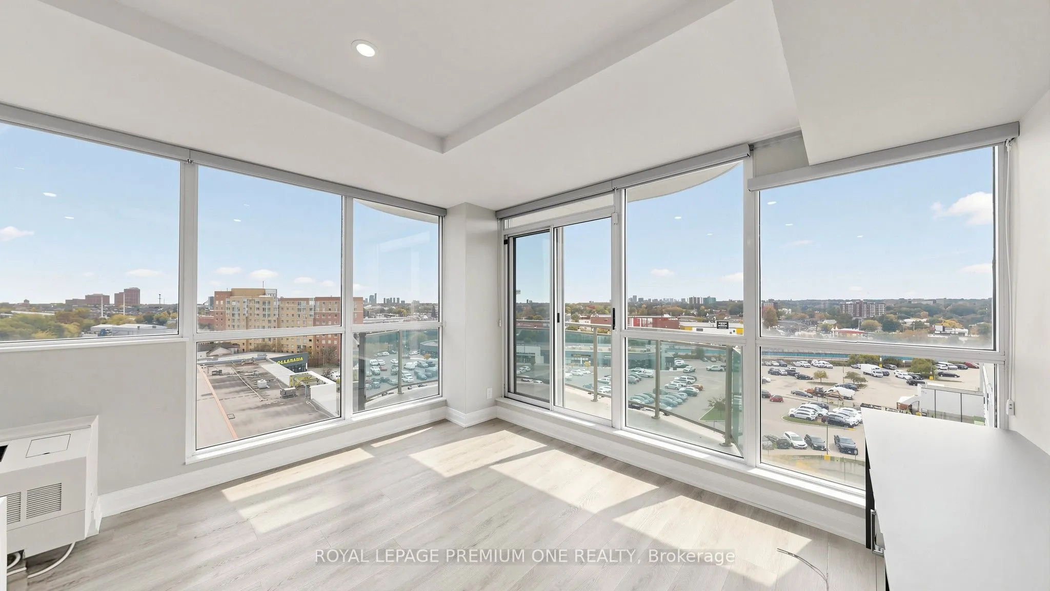 1600 Keele Street #824