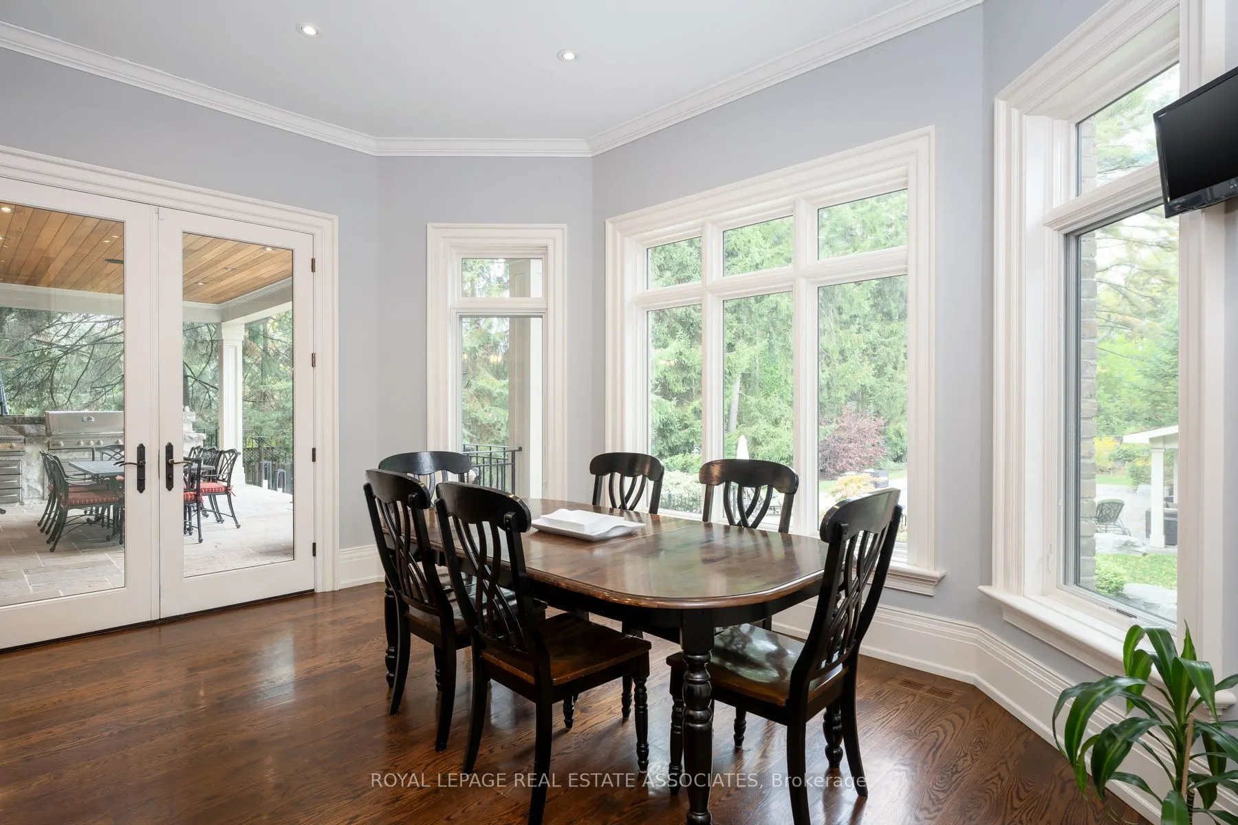 1469 Crescent Road