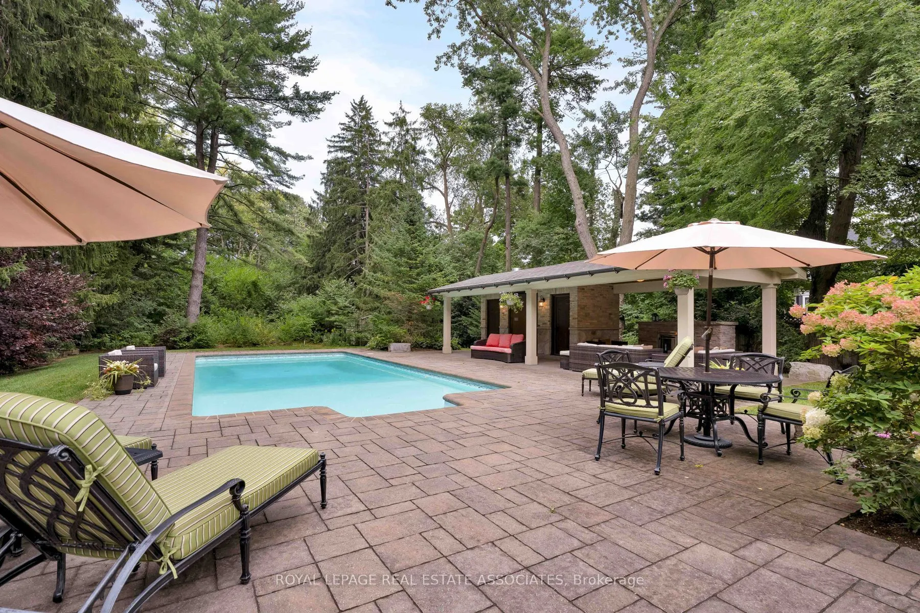 1469 Crescent Road