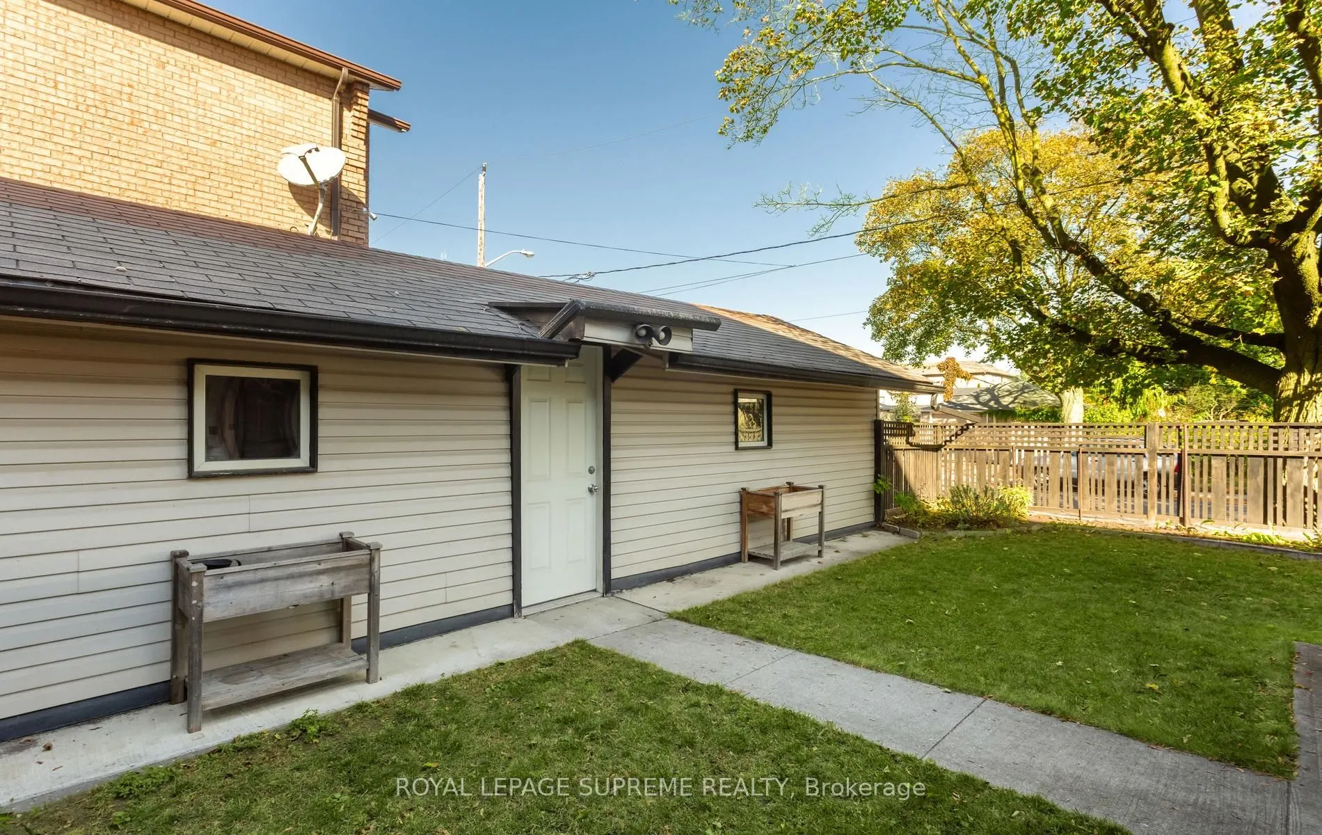 54 East Drive