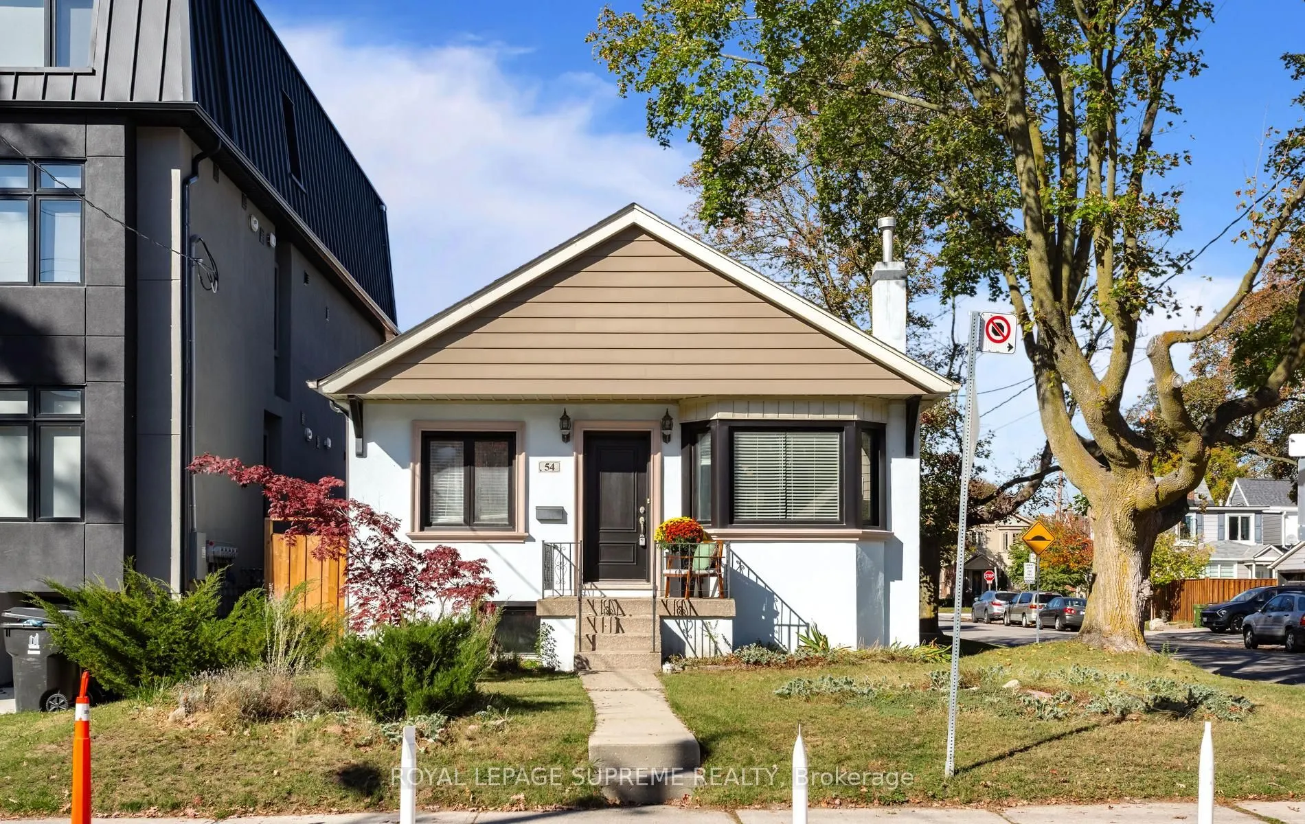 54 East Drive