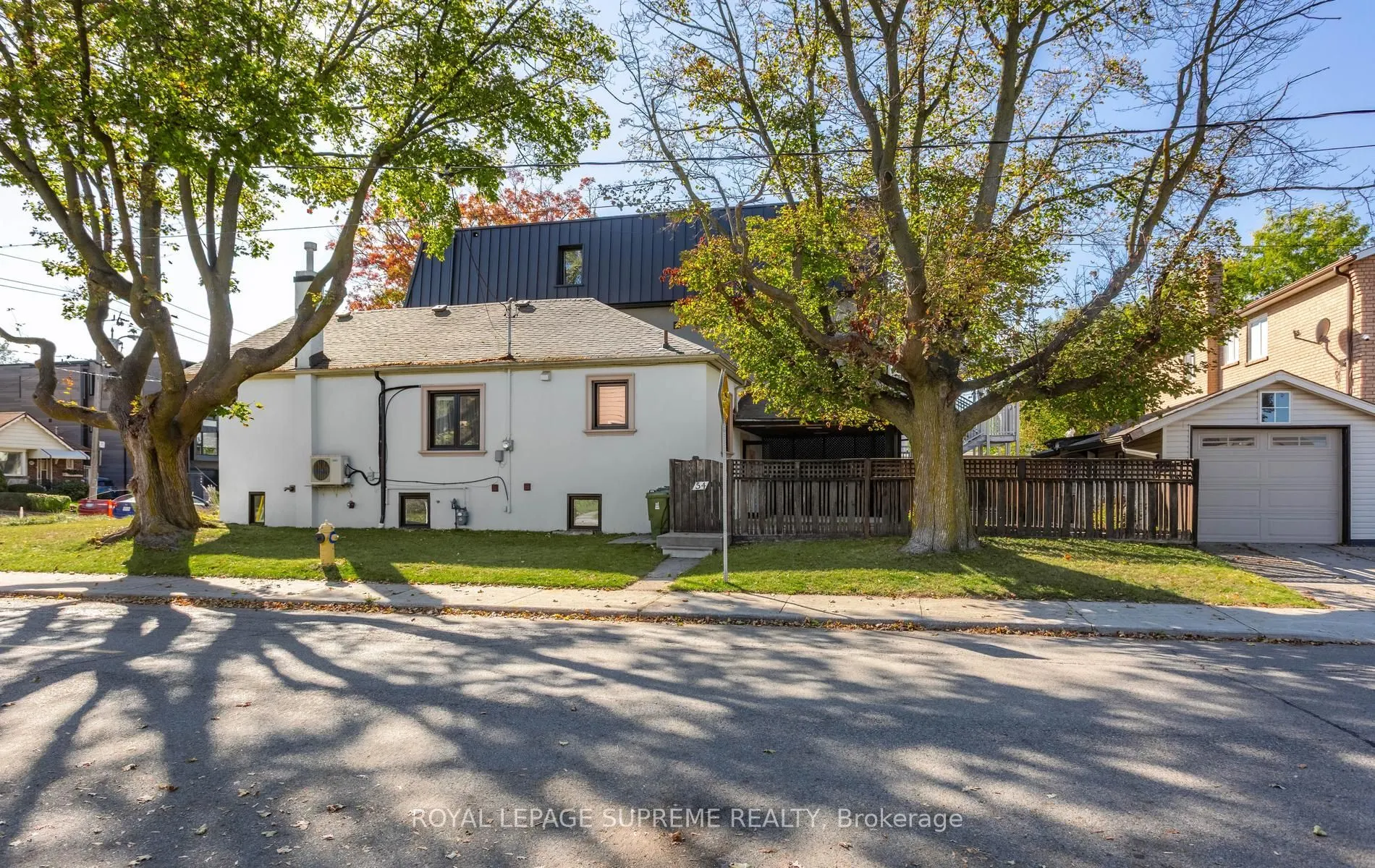 54 East Drive
