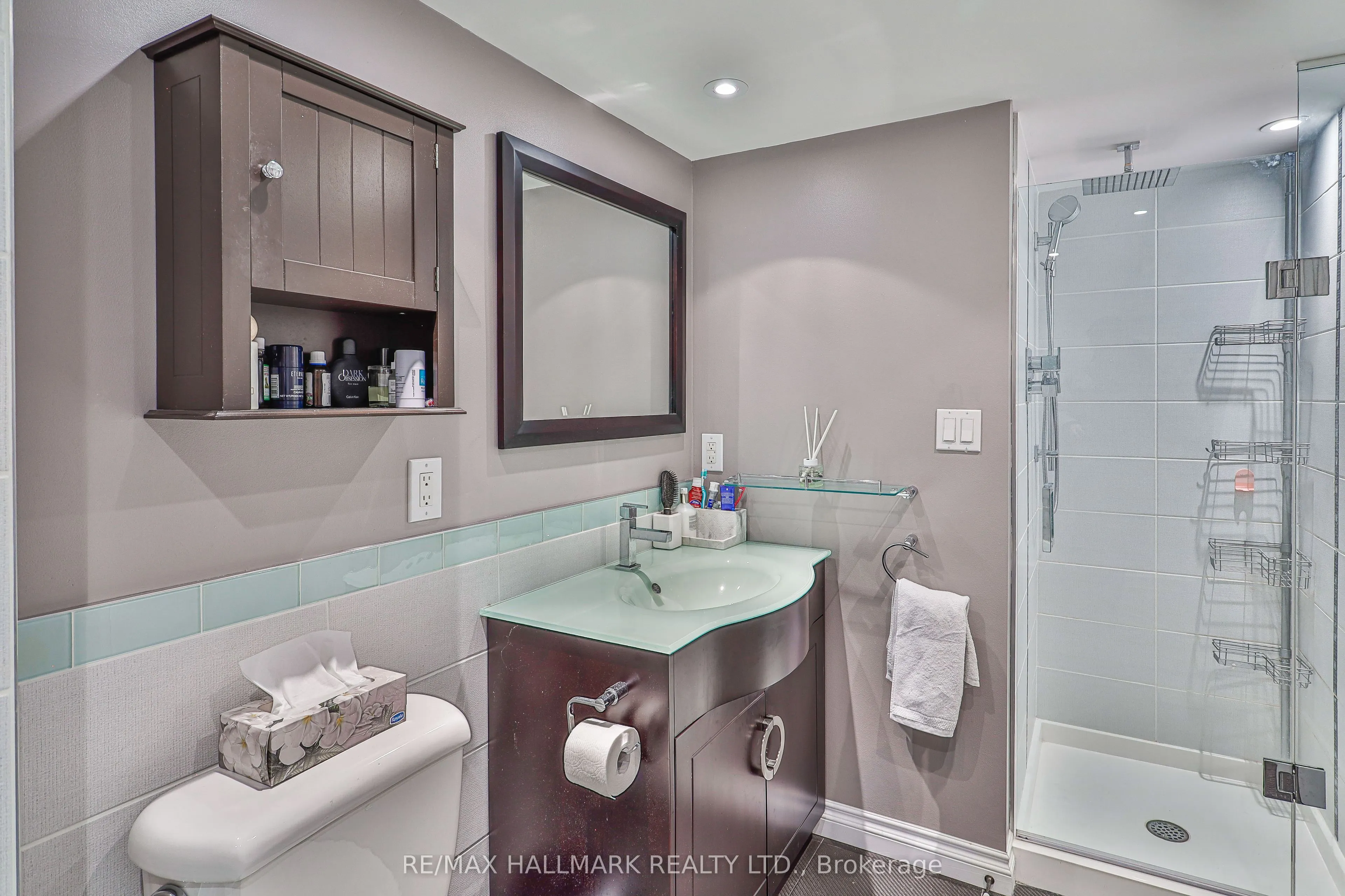 2267 Lakeshore Boulevard W #707