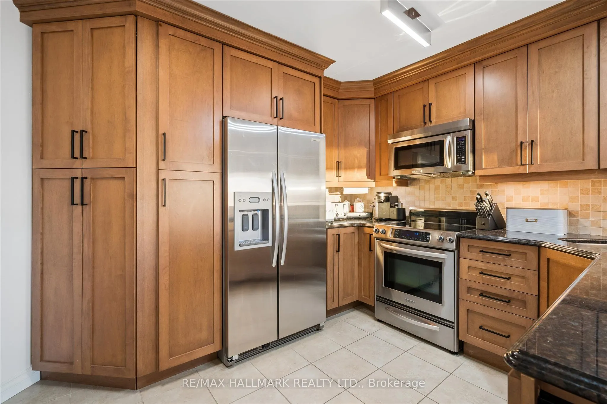 2267 Lakeshore Boulevard W #707