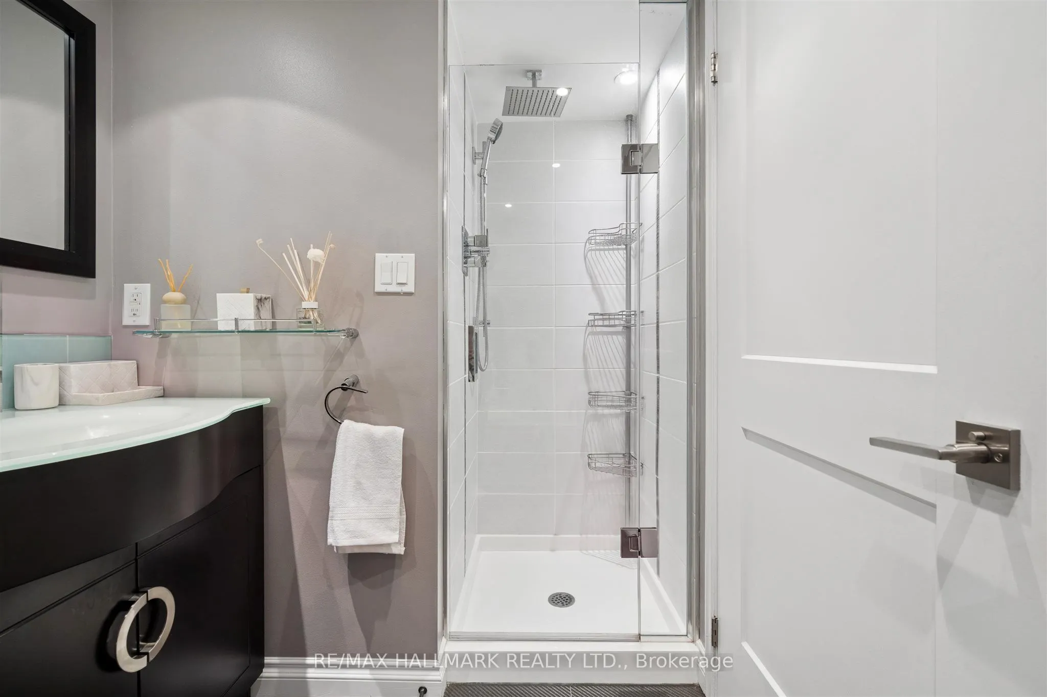 2267 Lakeshore Boulevard W #707