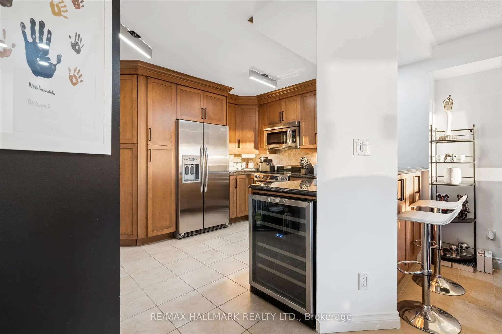 2267 Lakeshore Boulevard W #707