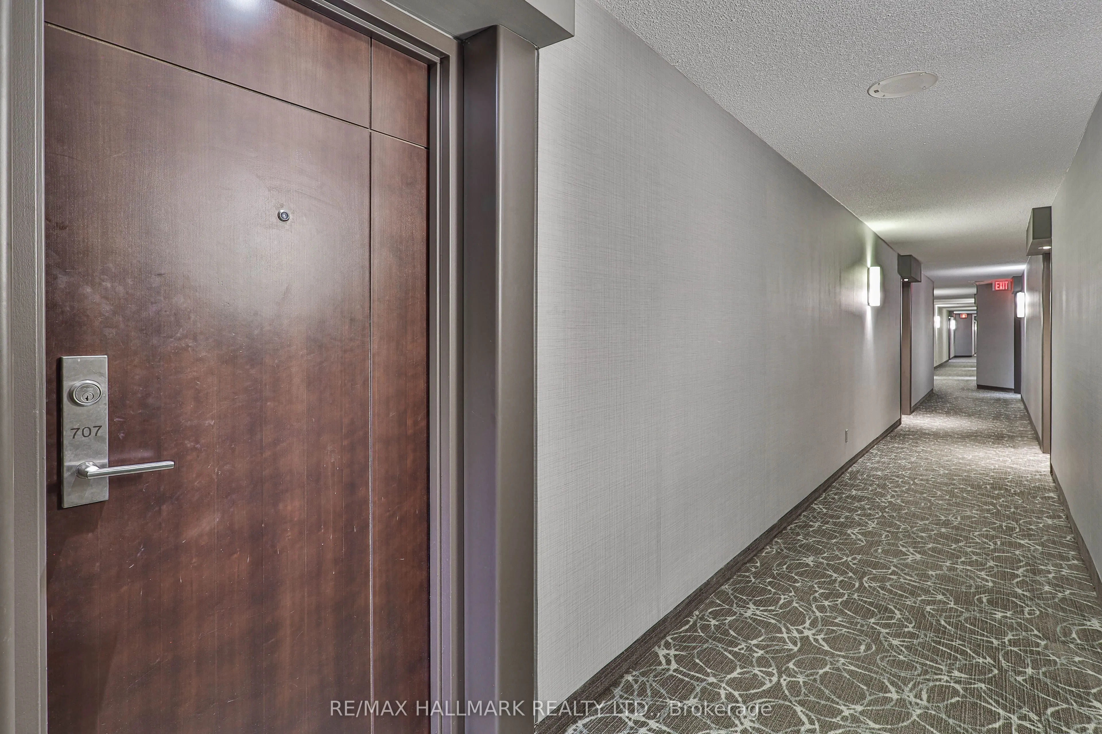 2267 Lakeshore Boulevard W #707