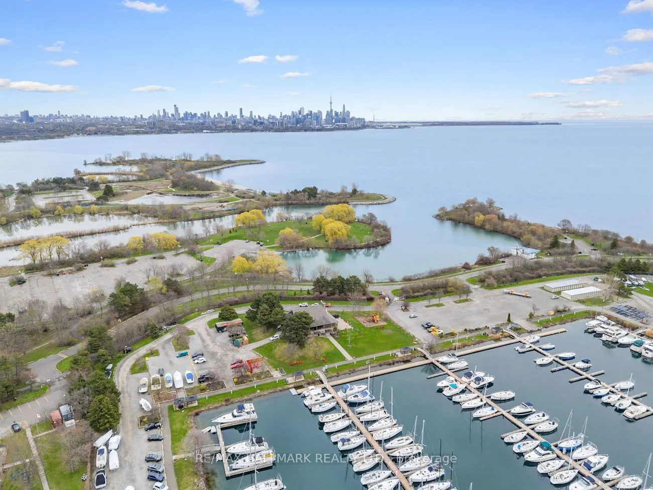 2267 Lakeshore Boulevard W #707