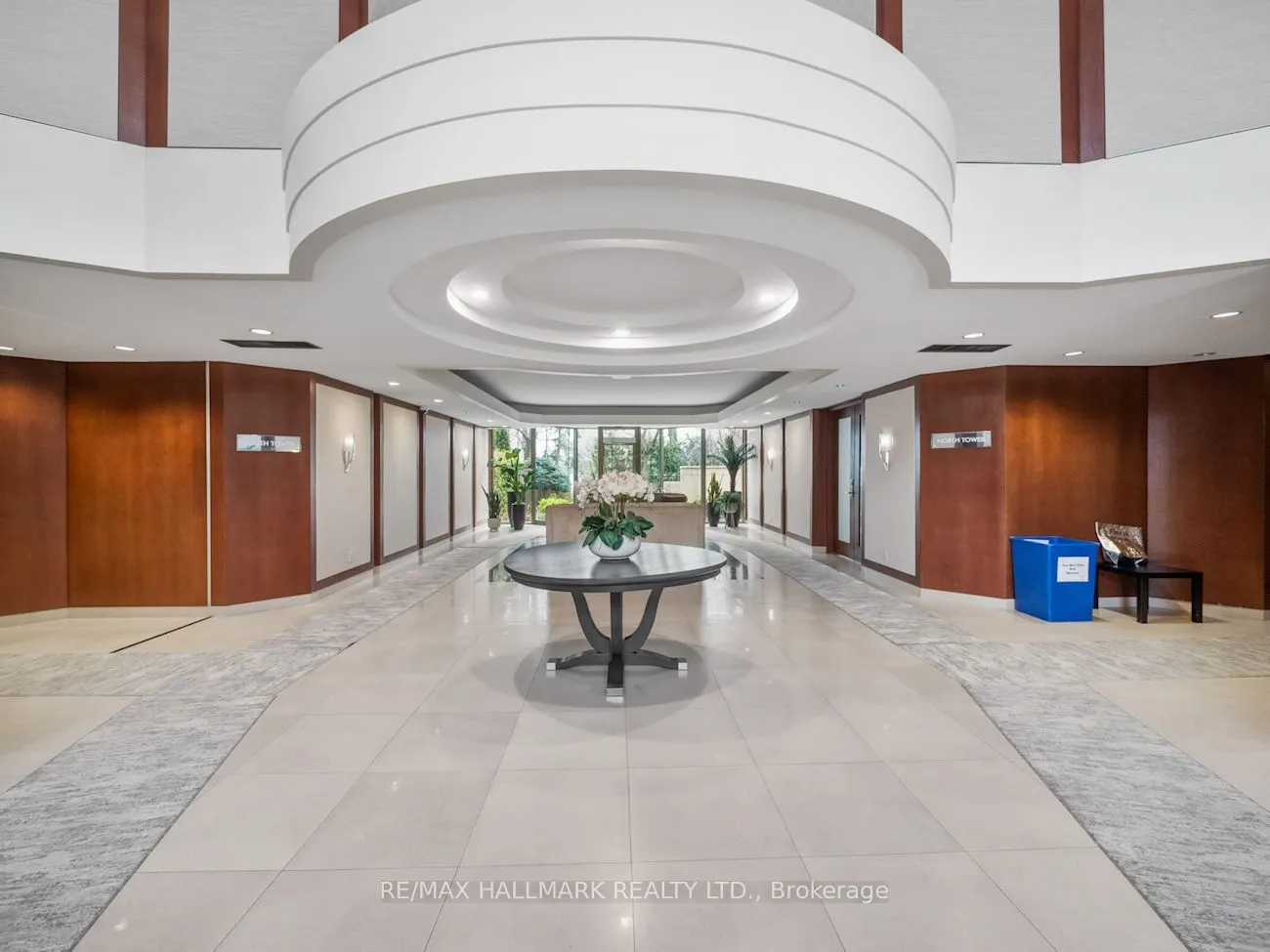 2267 Lakeshore Boulevard W #707