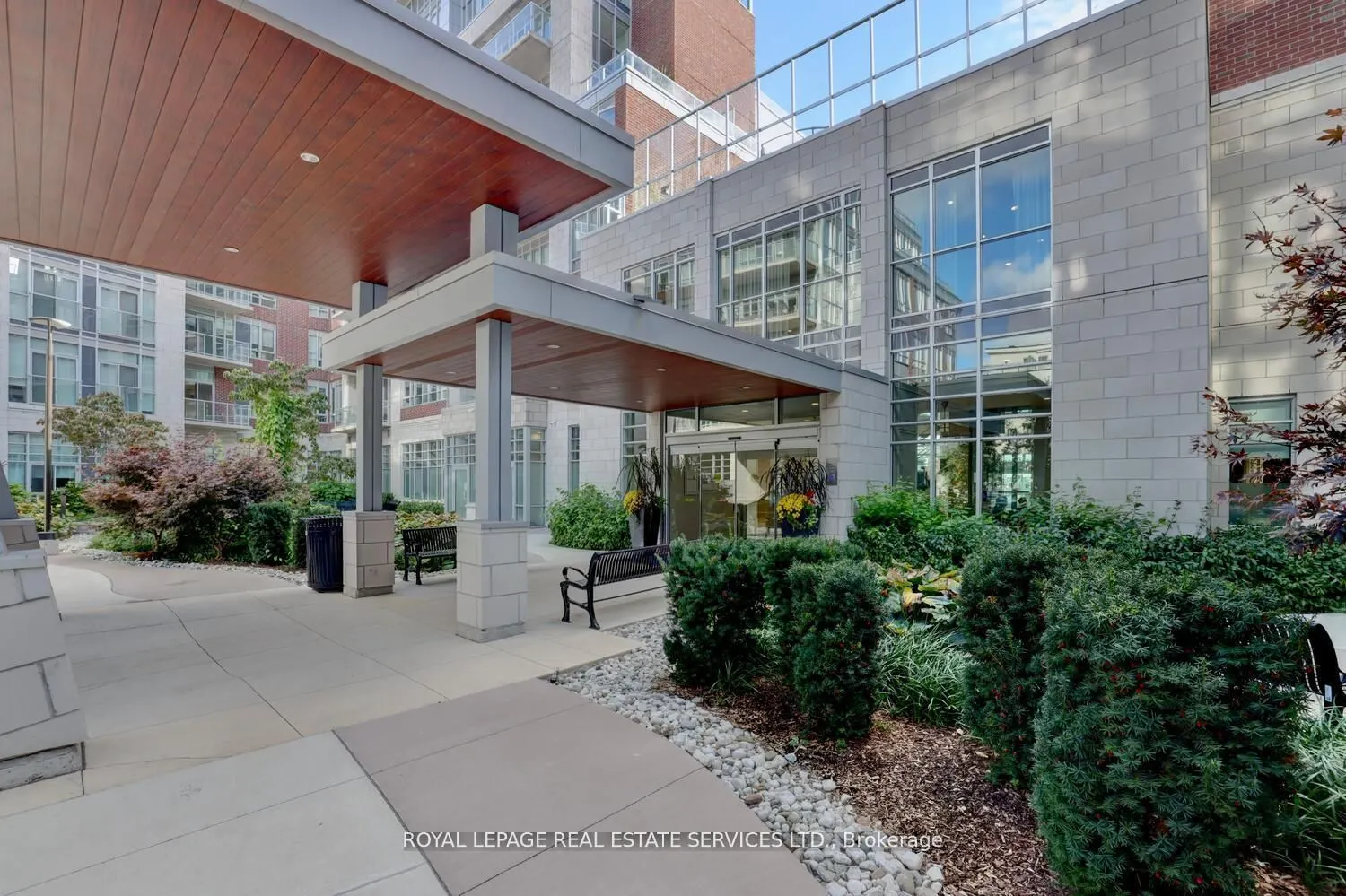137 High Street W #12