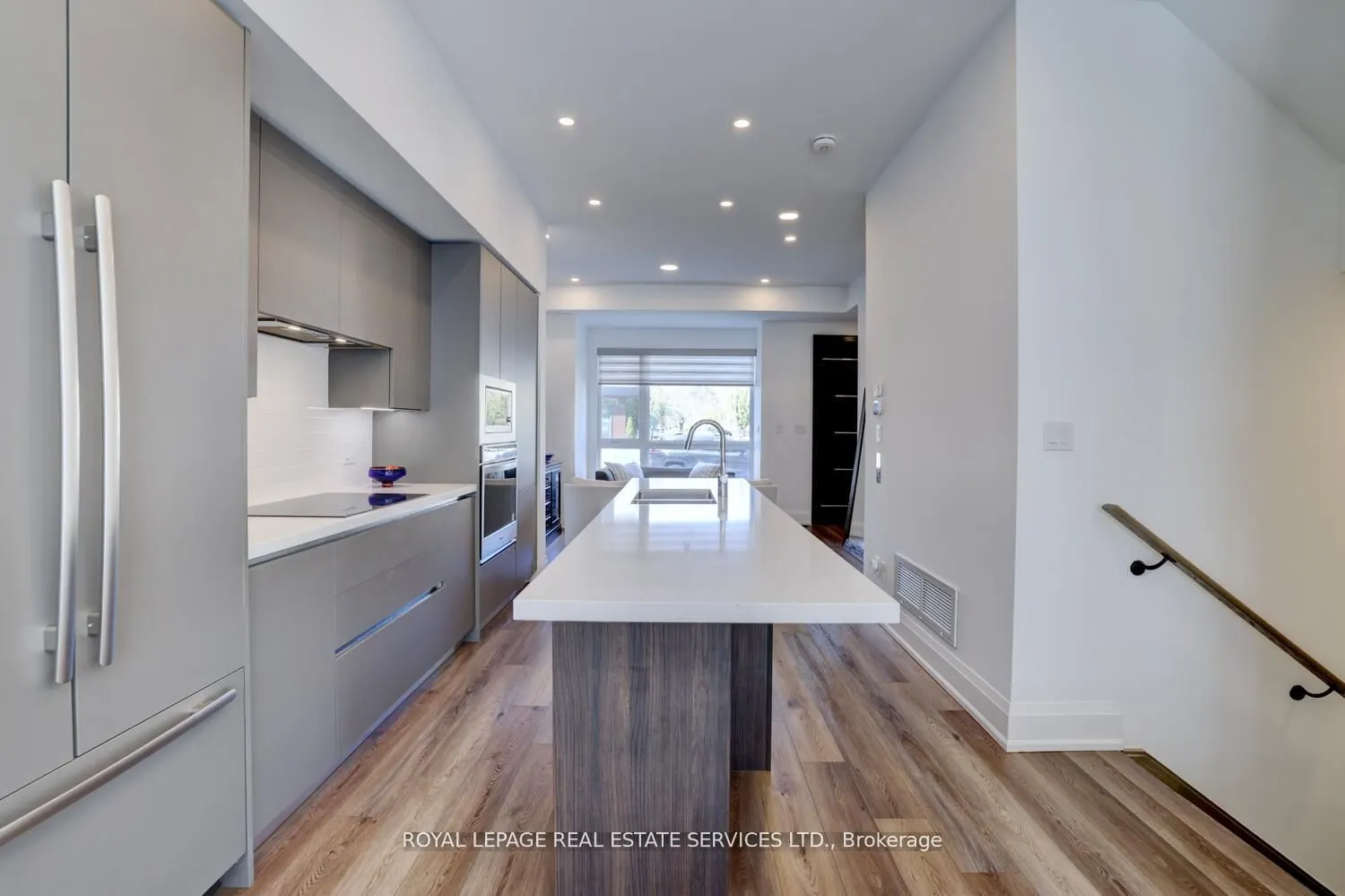 137 High Street W #12