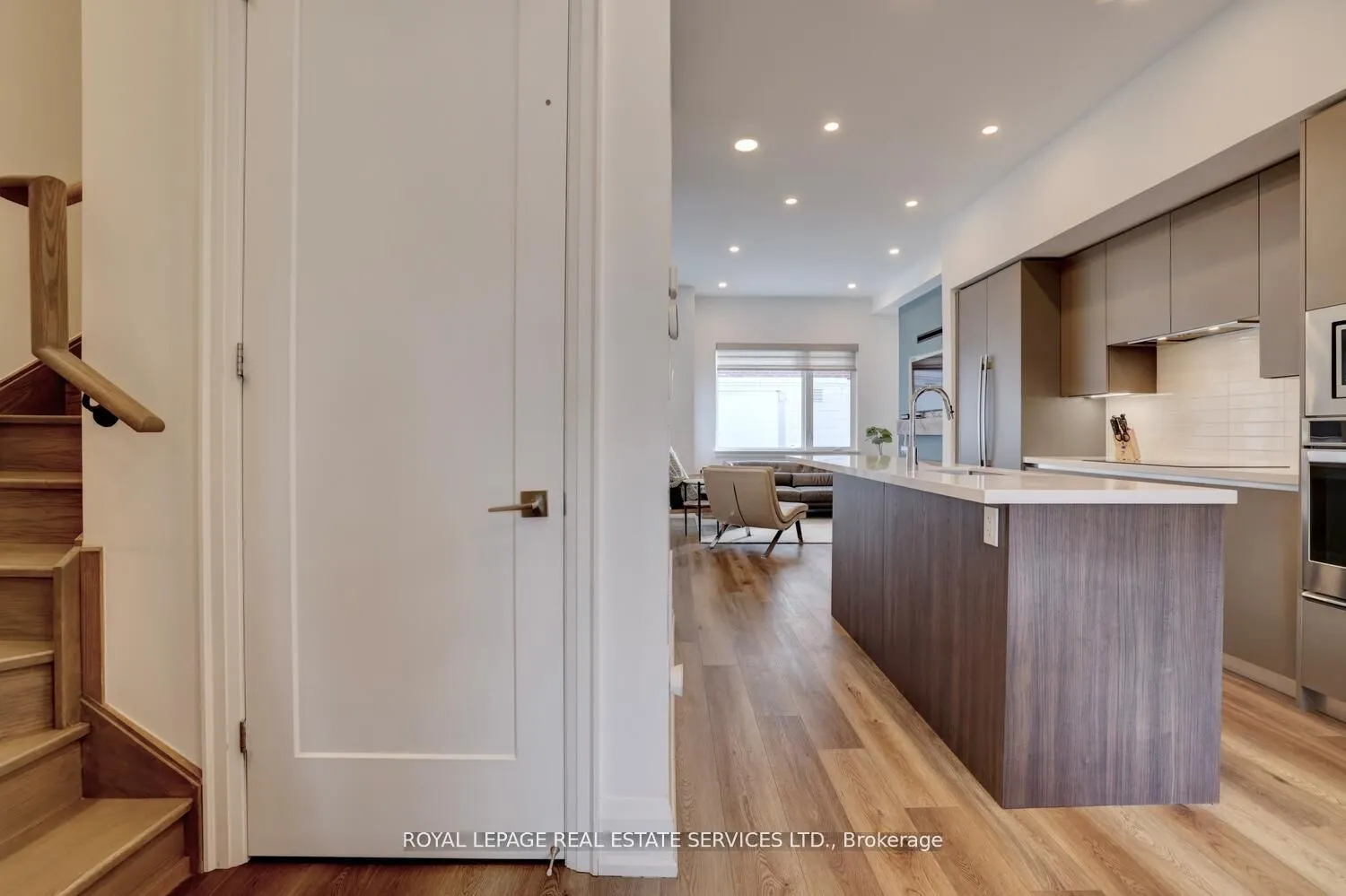 137 High Street W #12