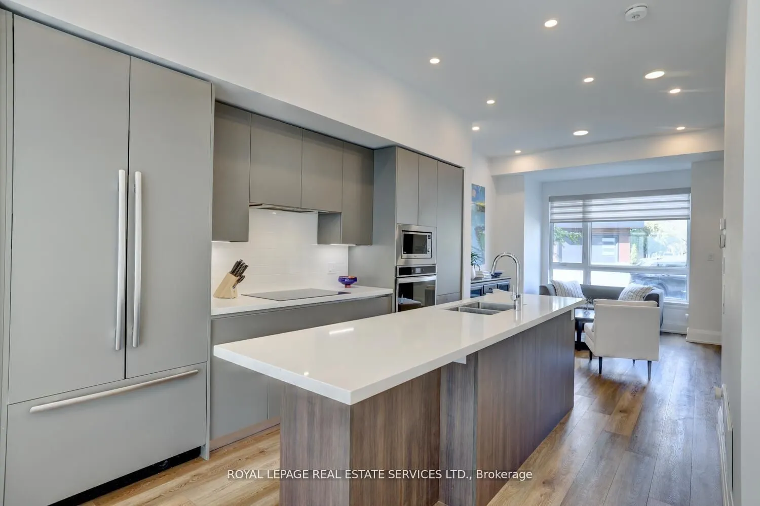 137 High Street W #12