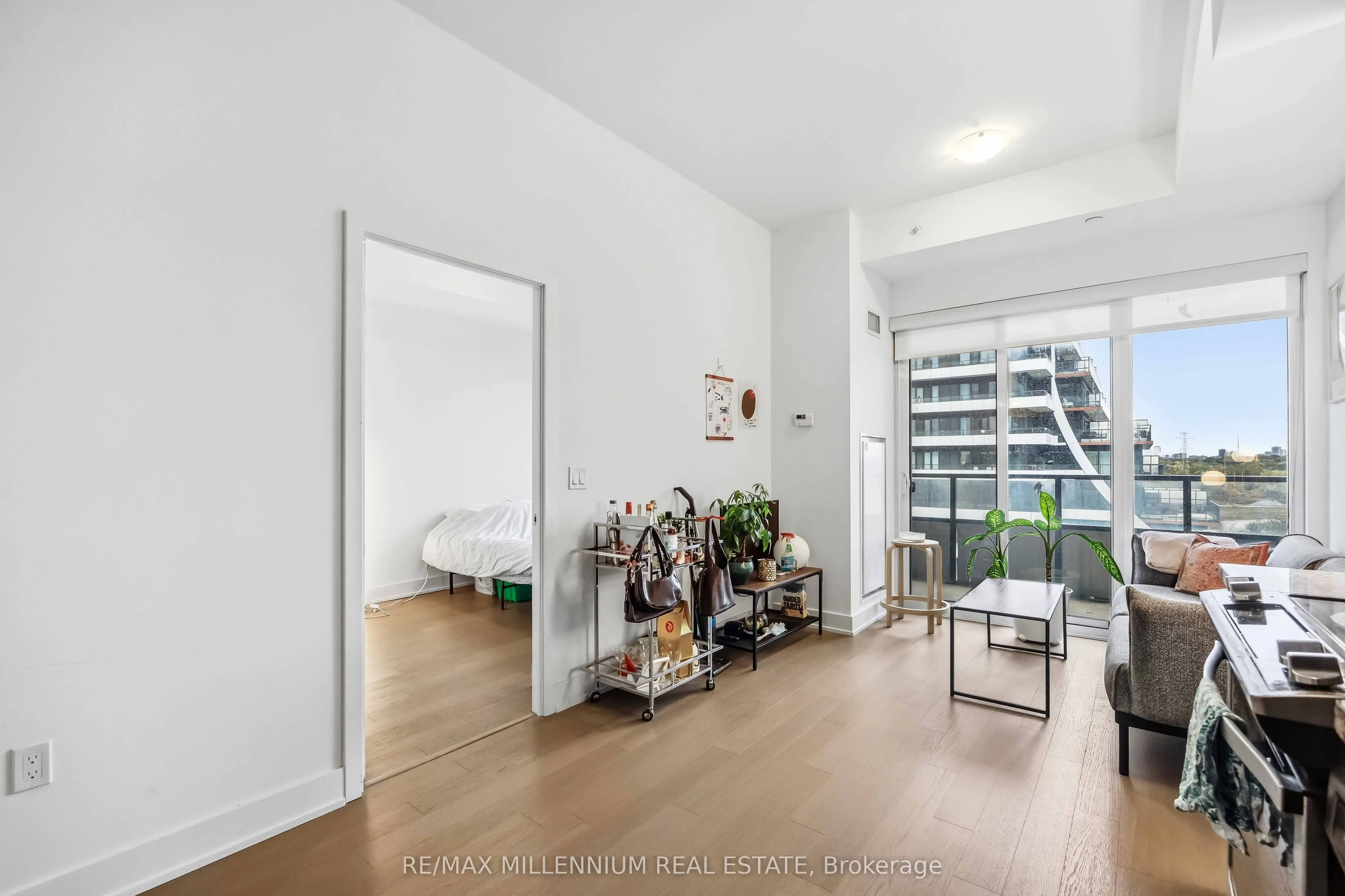 20 Shore Breeze Drive #803