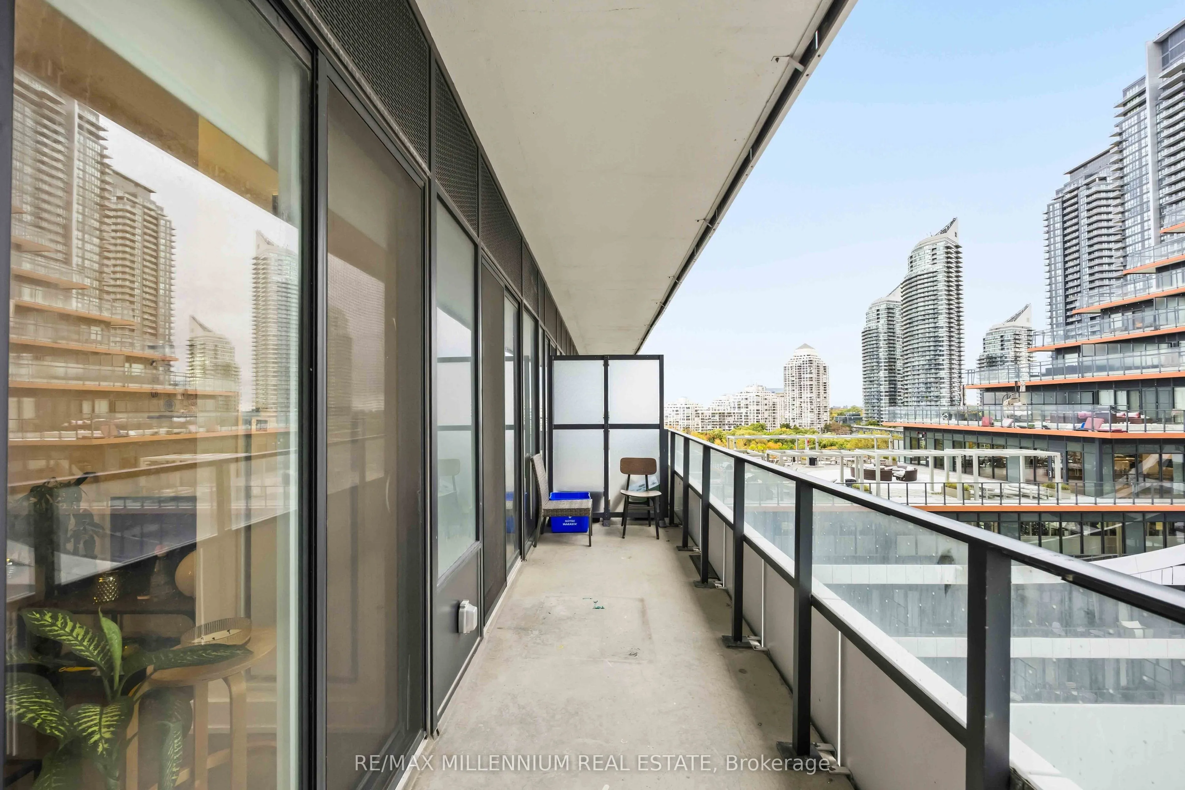 20 Shore Breeze Drive #803