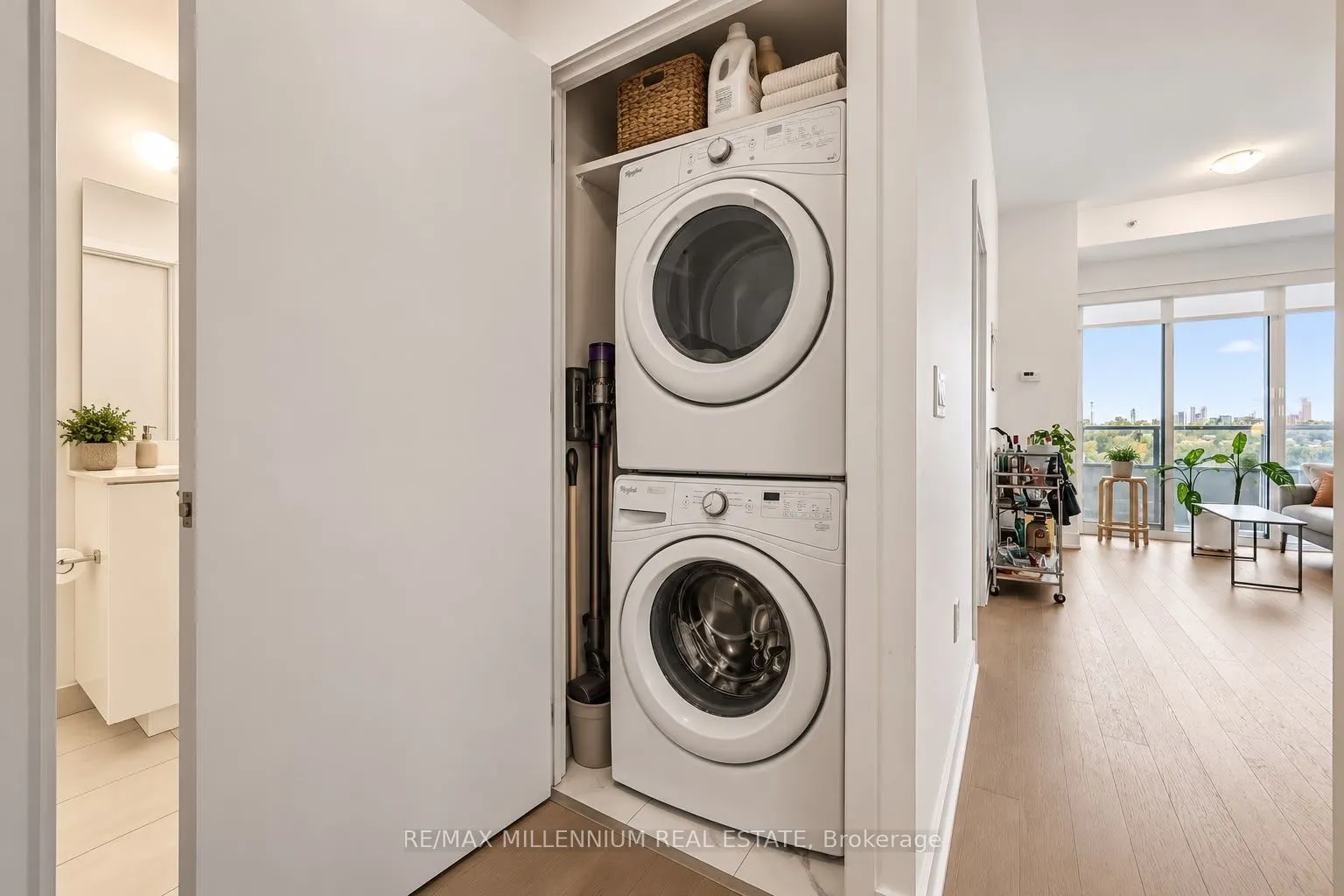 20 Shore Breeze Drive #803