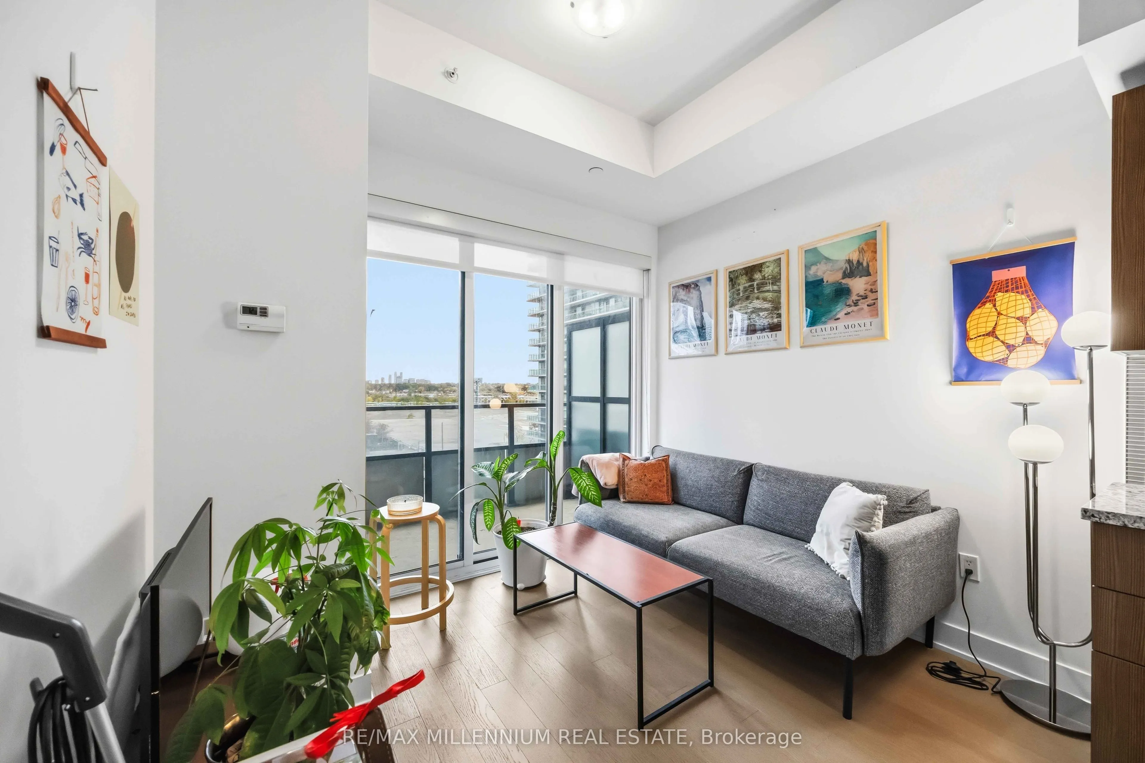 20 Shore Breeze Drive #803