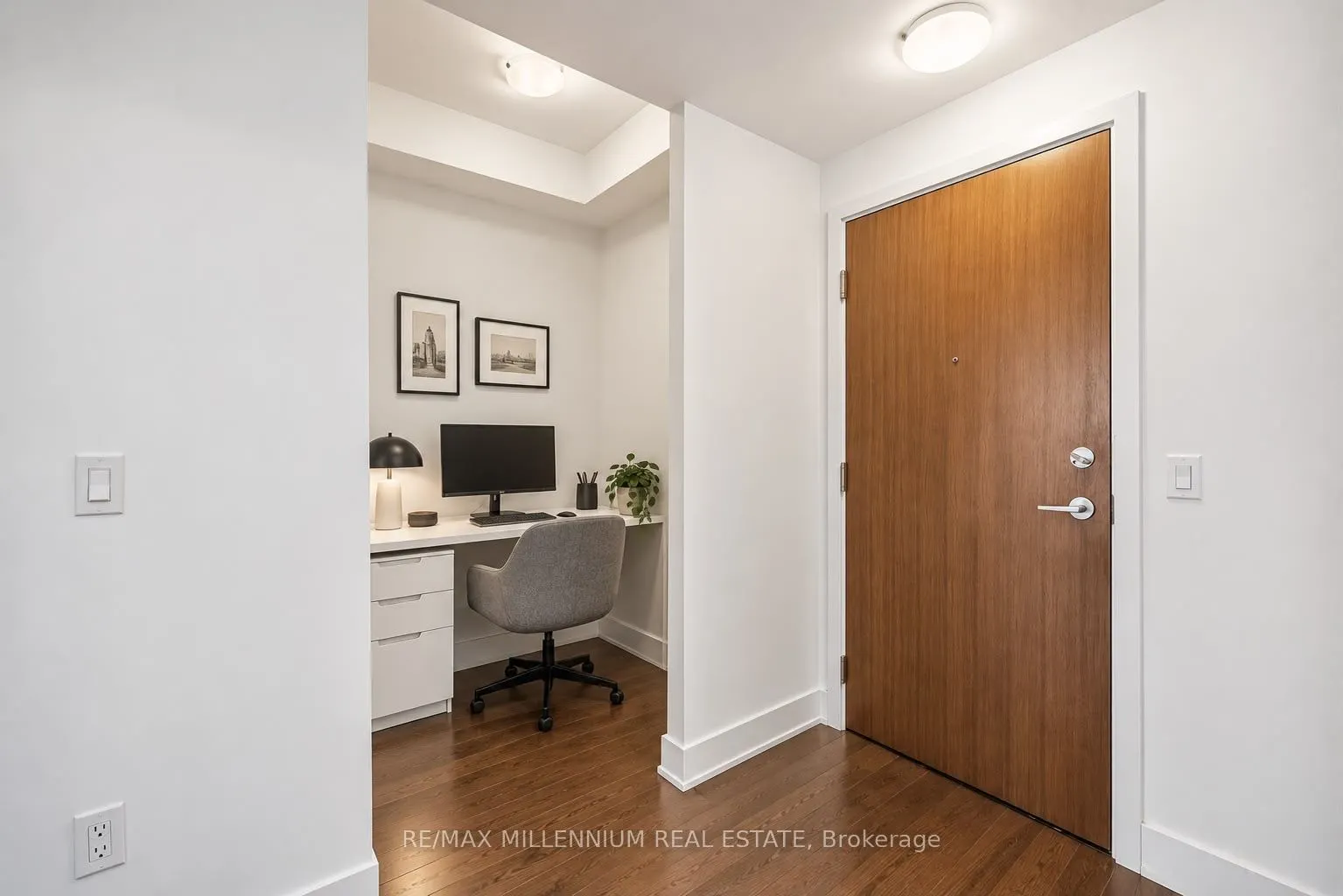 20 Shore Breeze Drive #803