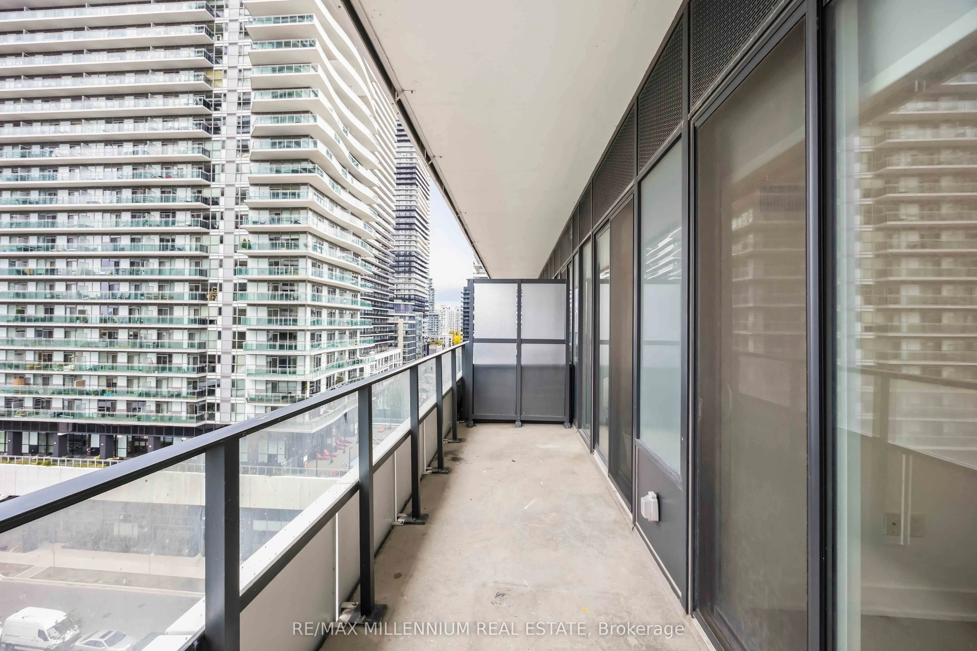 20 Shore Breeze Drive #803