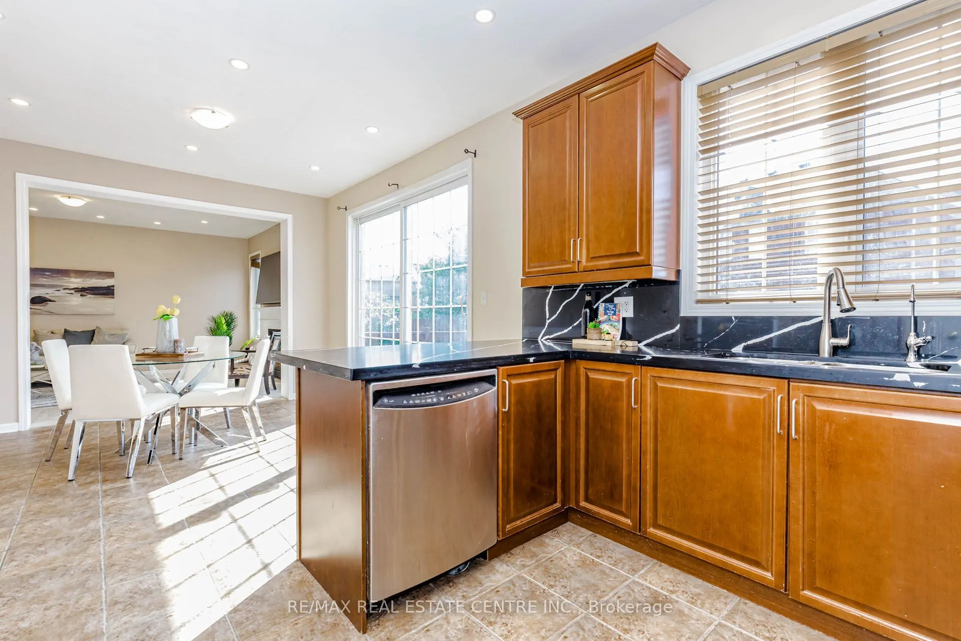 14 Alboreto Way