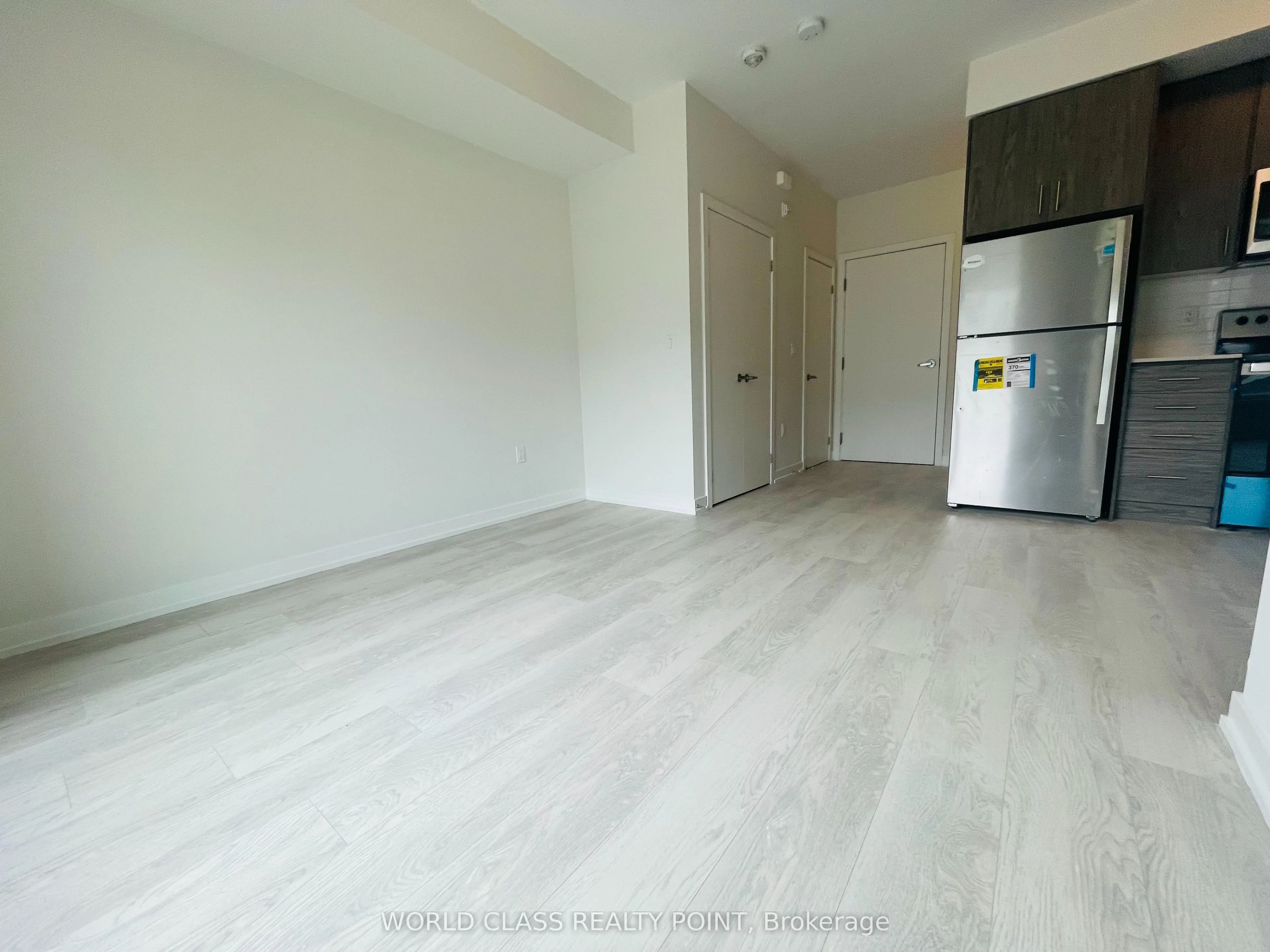 3546 Colonial Drive #25