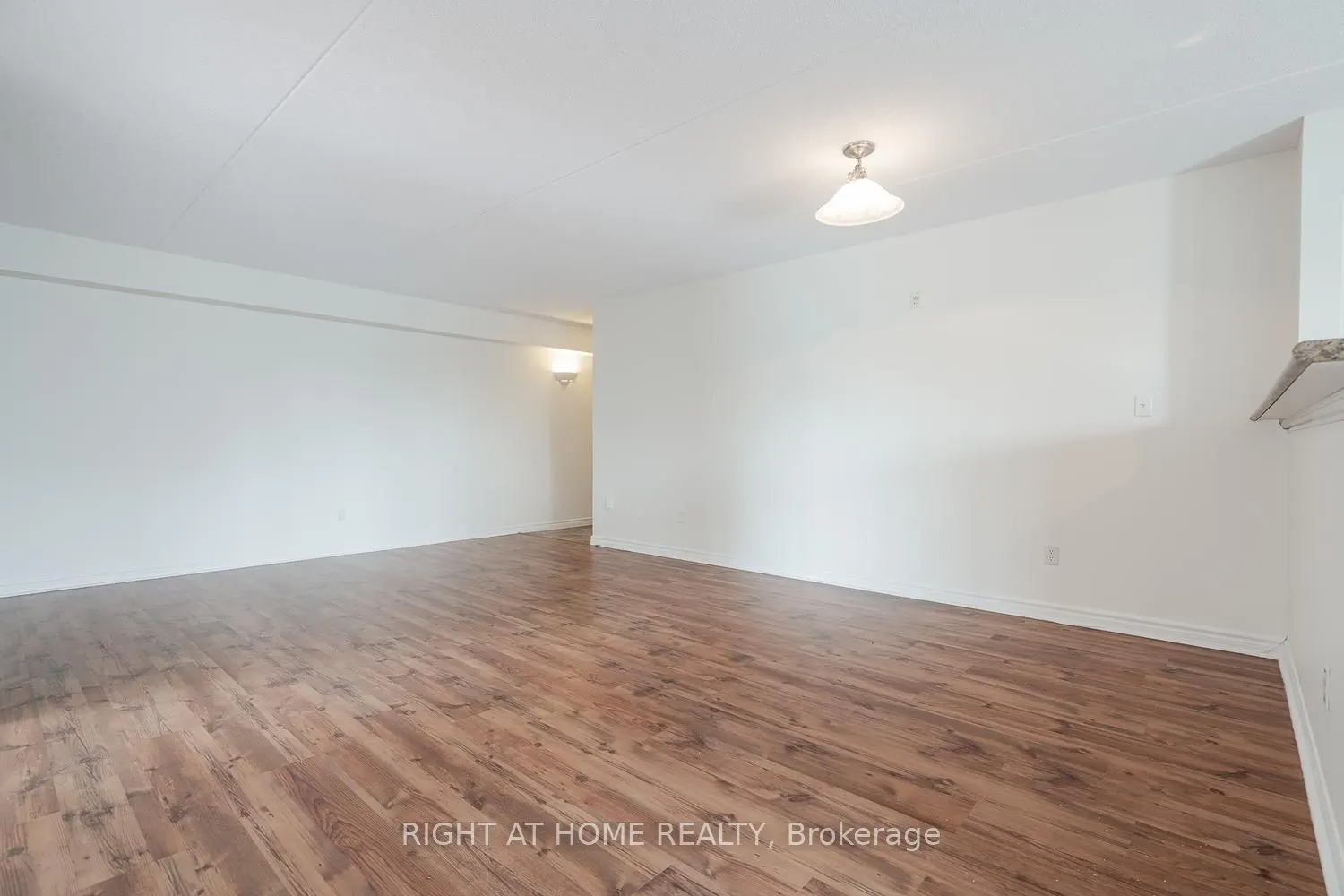 1471 Maple Avenue #302