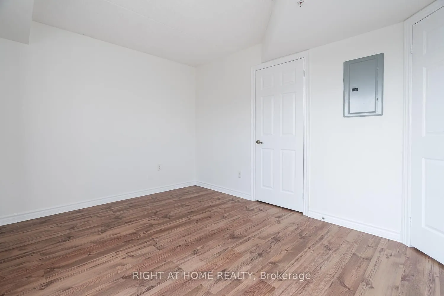 1471 Maple Avenue #302